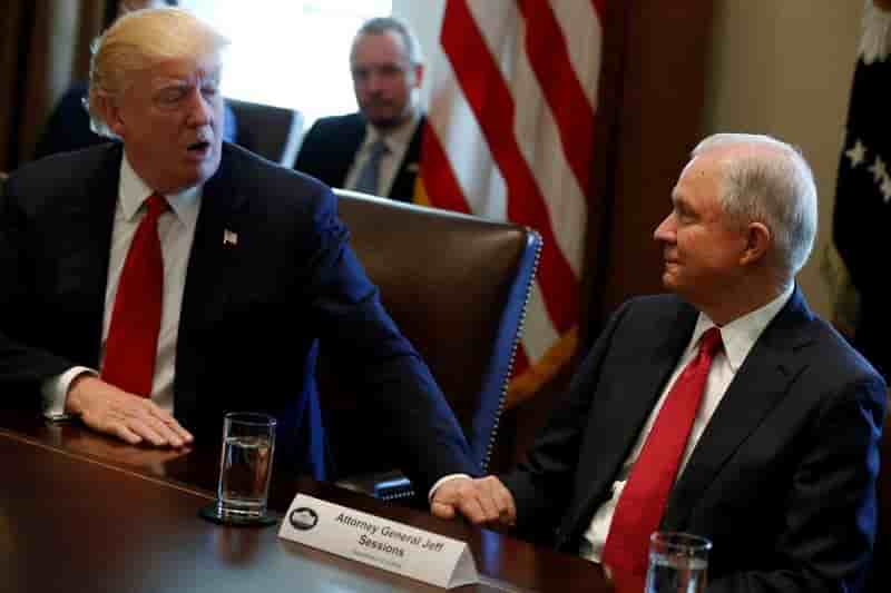 Trump regrette d'avoir nomme sessions a la justice
