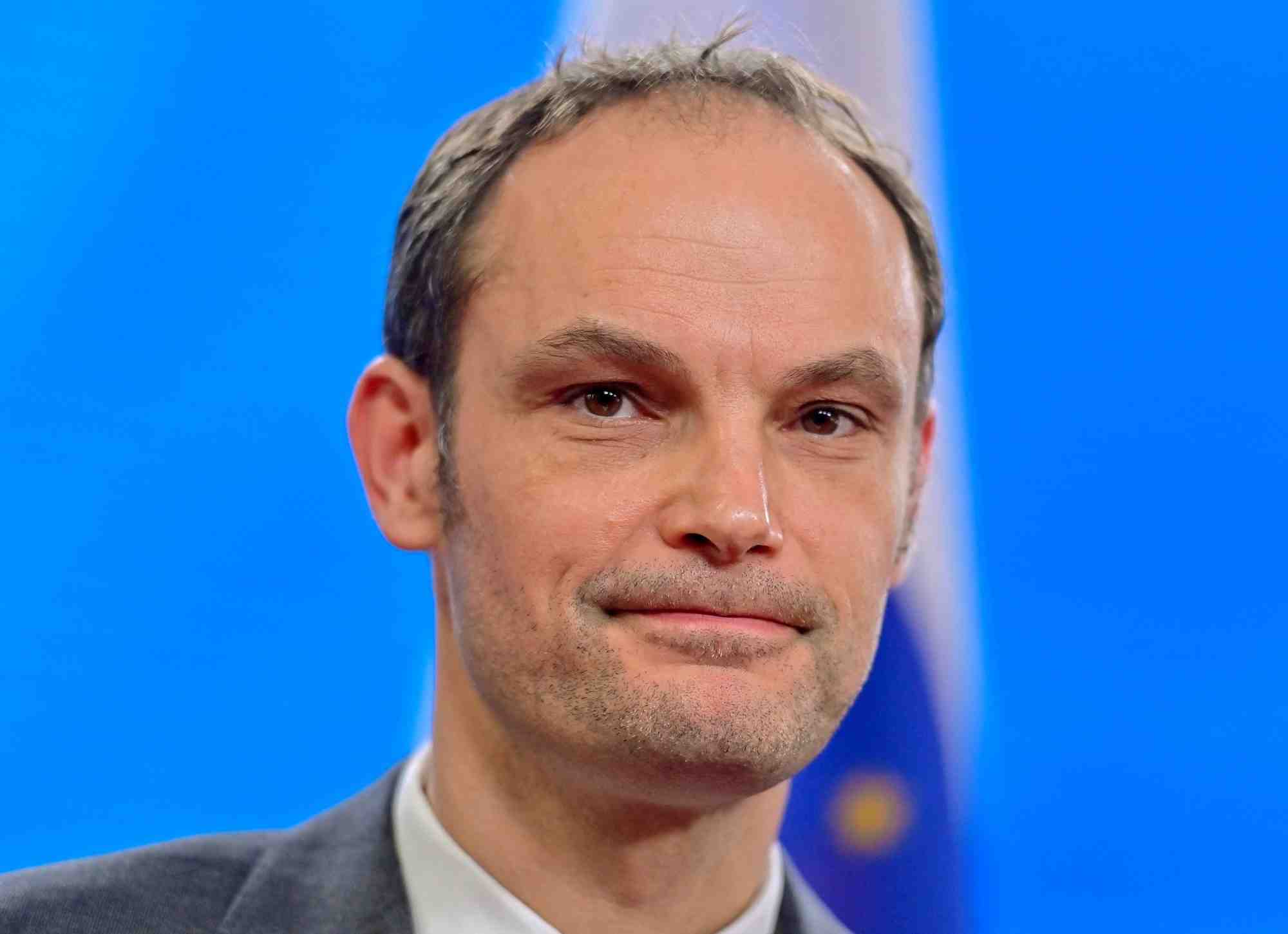 Photo d'archives de l'ancien ministre slovene des affaires etrangeres, anze logar