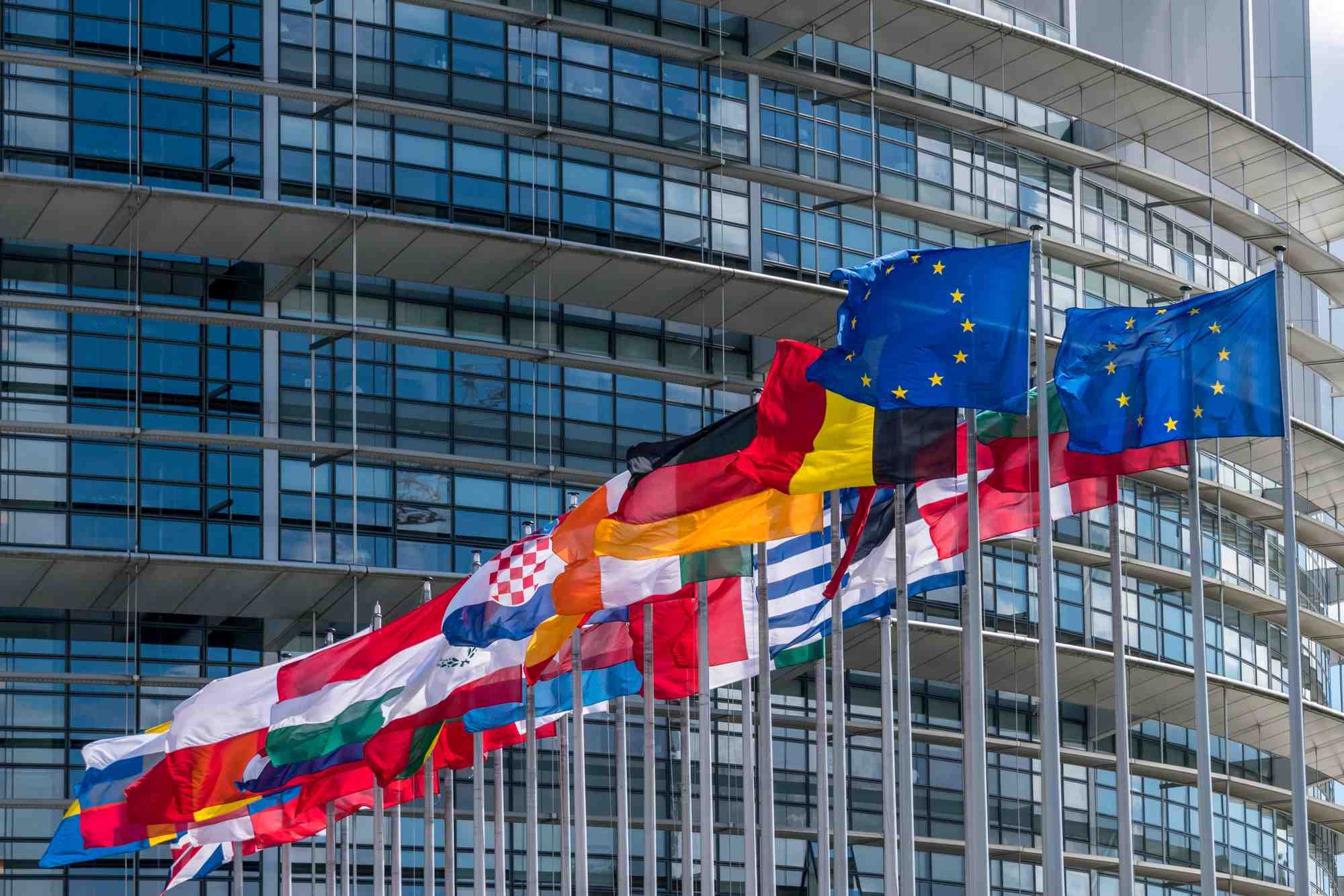 Les eurodéputés ont adopté hier, par 427 voix pour et 221 contre, la procédure d’urgence d'adoption de la directive « Stop the Clock »