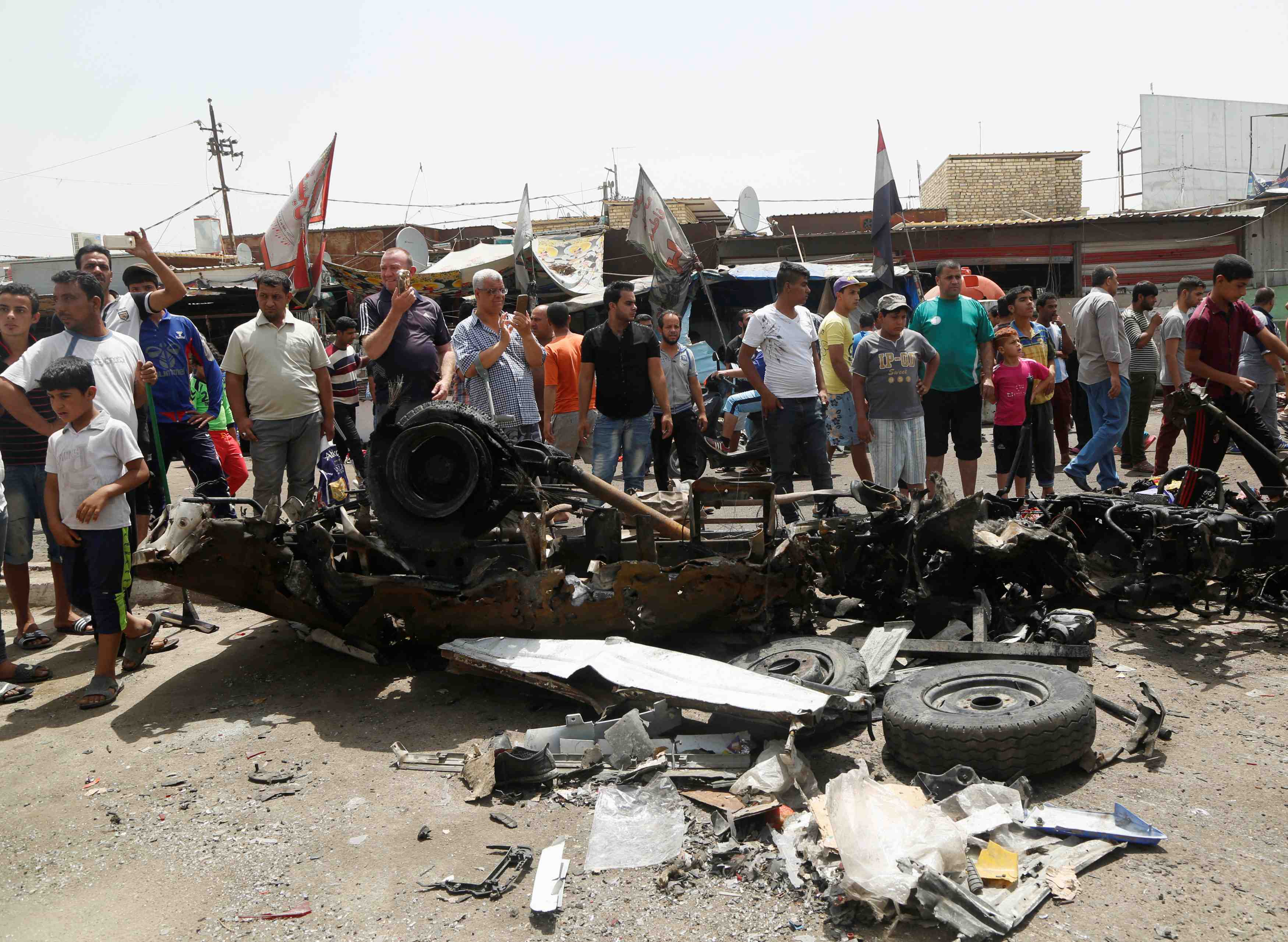 Attentat a la voiture piegee a bagdad
