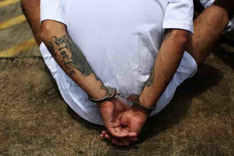Salvador: vaste operation antigang, des centaines d'arrestations
