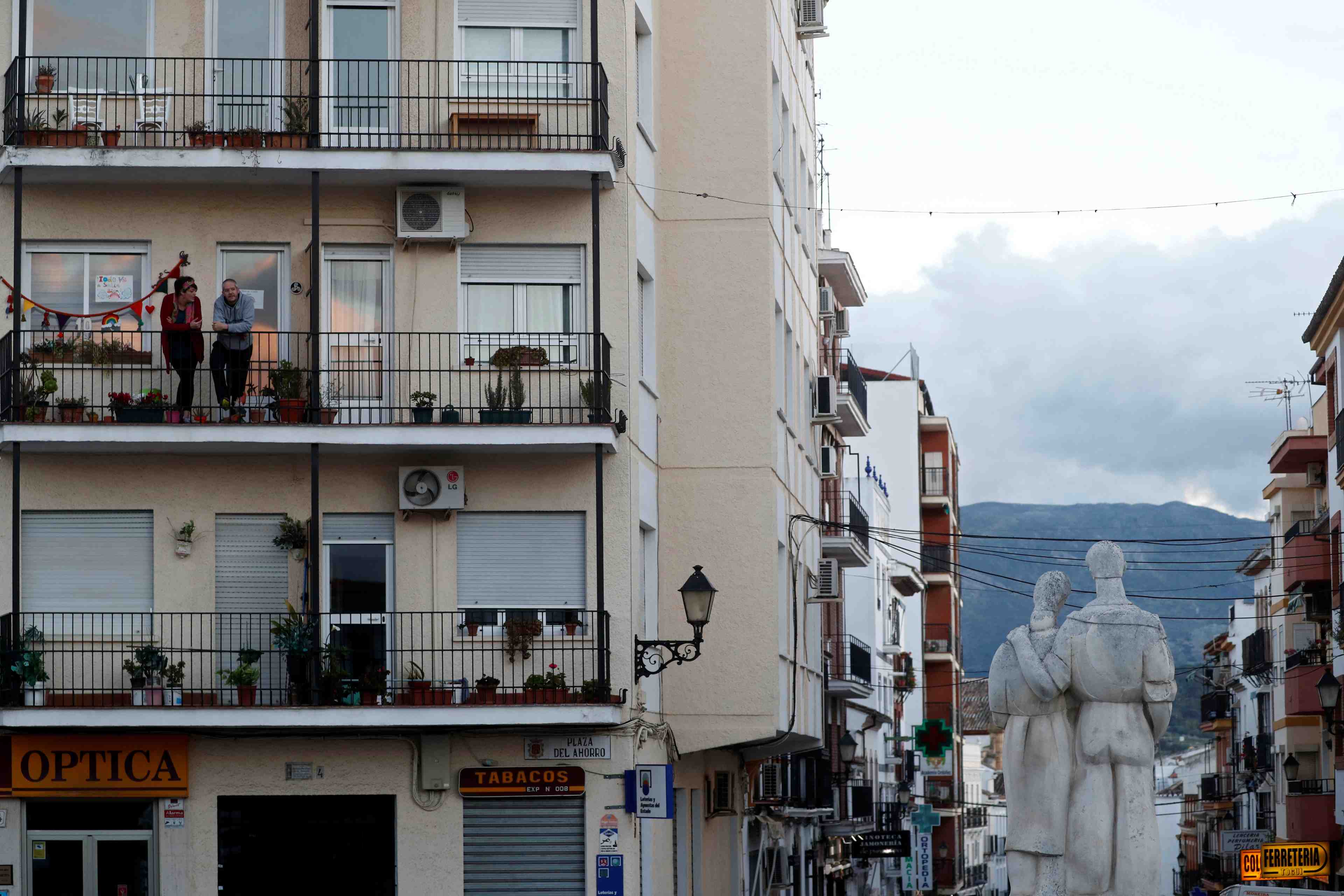 Coronavirus: plus de 200.000 cas de contamination en espagne