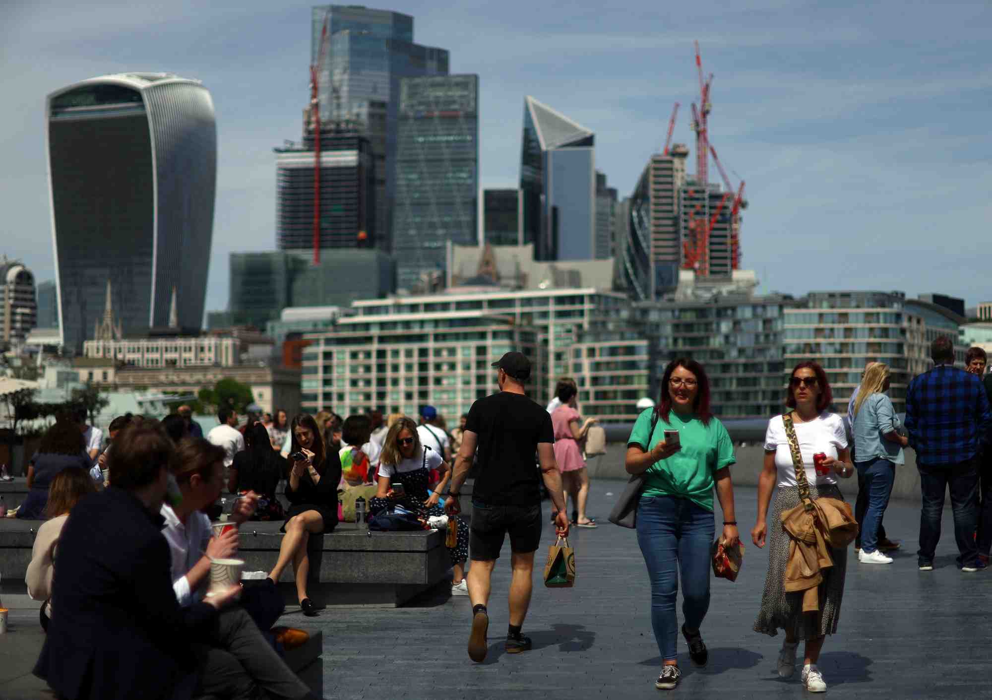 L'economie britannique se rapproche un peu plus de la recession