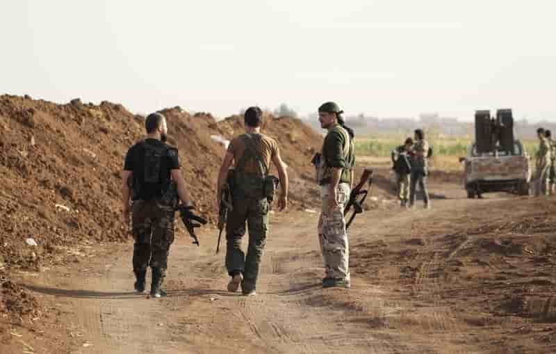 Les rebelles syriens desireux de combattre l’etat islamique plus nombreux que prevu