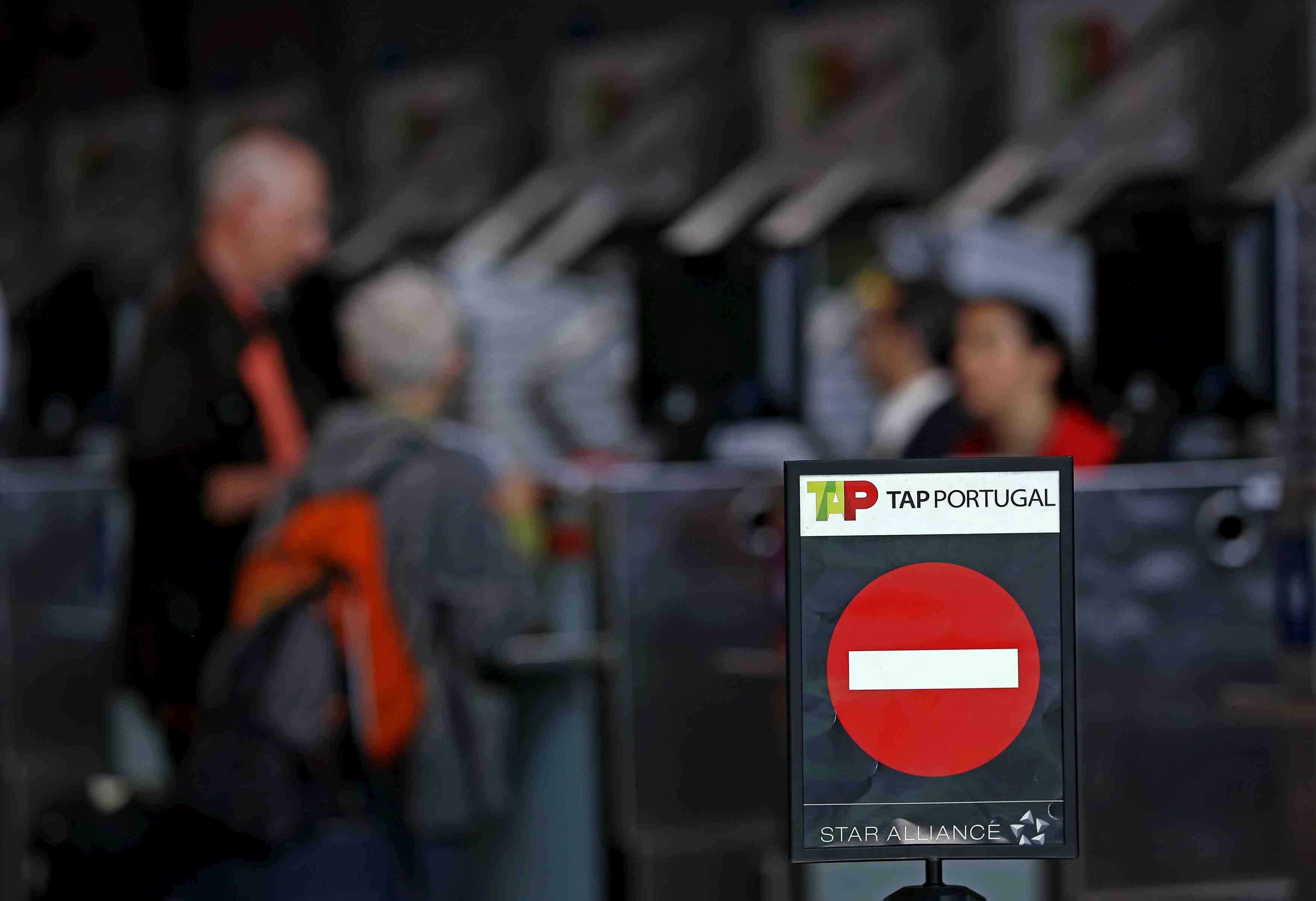 Le gouvernement s'inquiete de la greve a la compagnie aerienne portugaise tap