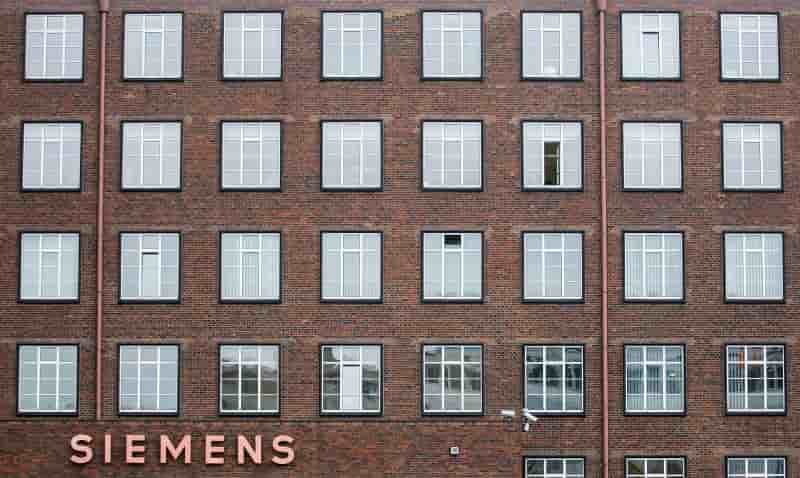 Siemens anticipe une hausse de 14% au moins de son benefice par action pour 2016