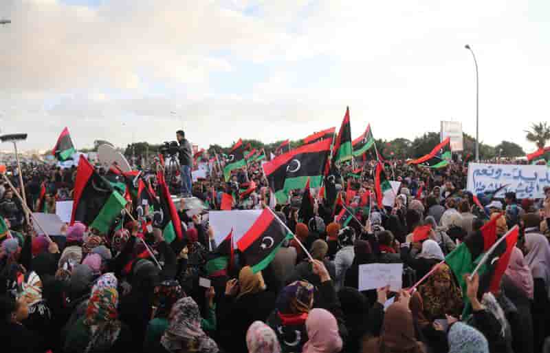 Le parlement libyen promet des élections "dès que possible"
