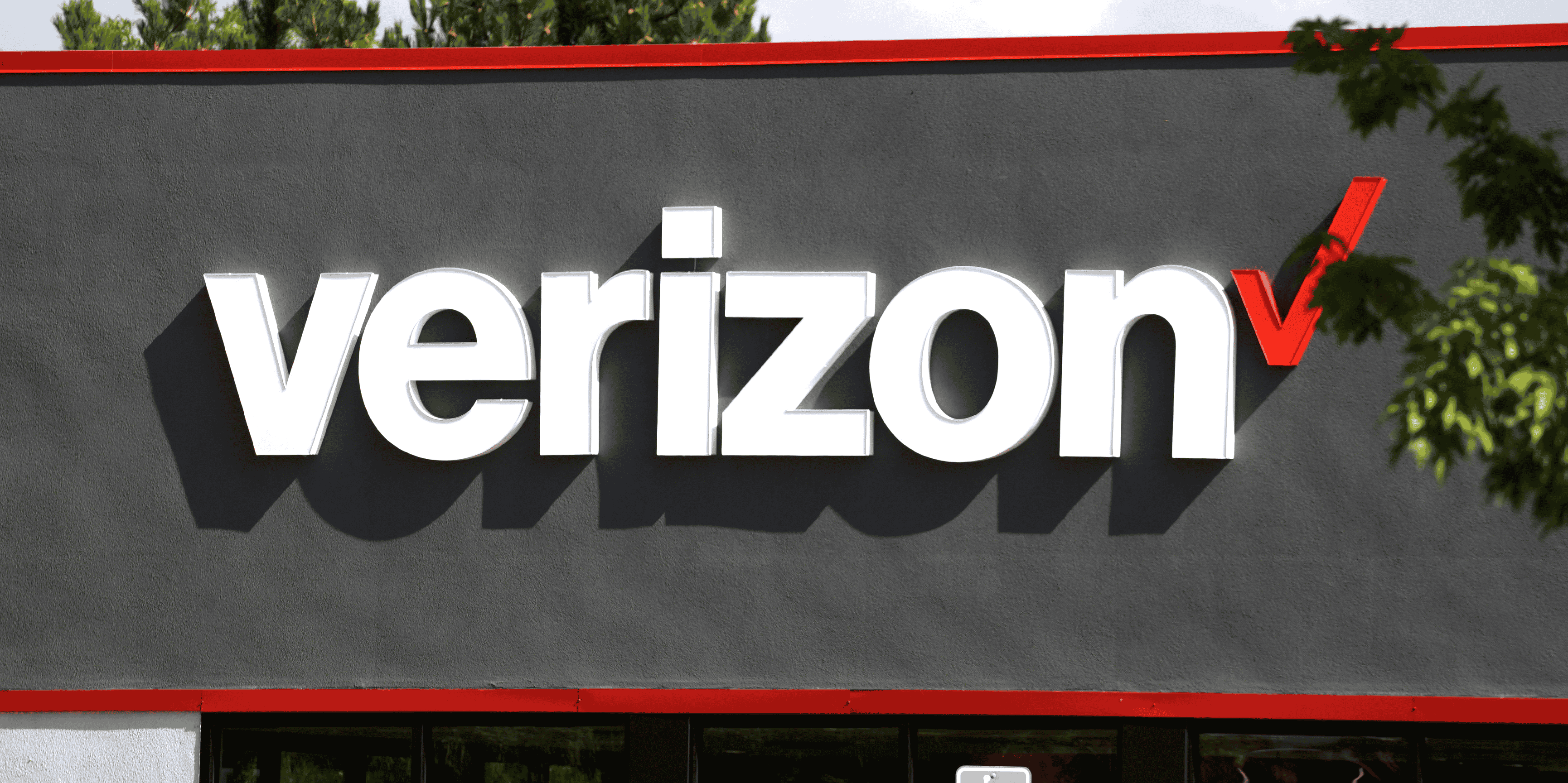 Verizon rate le consensus, investit davantage dans la 5g