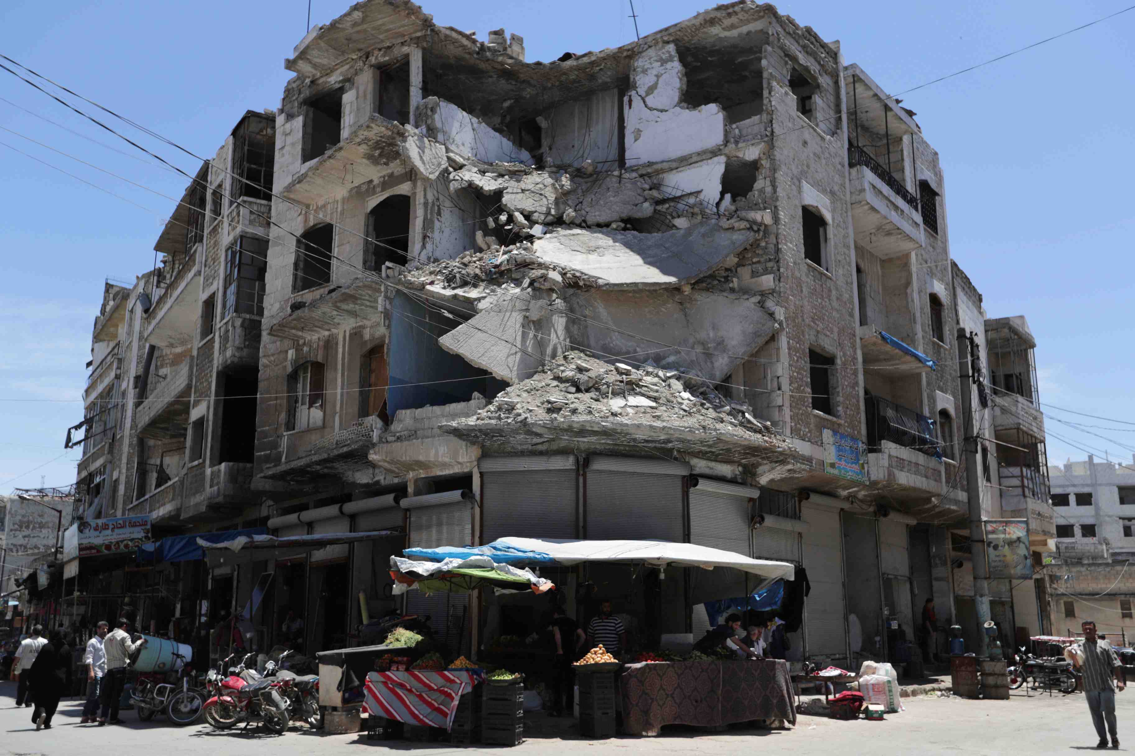 L'armee syrienne reprend ses operations militaires dans la region d'idlib