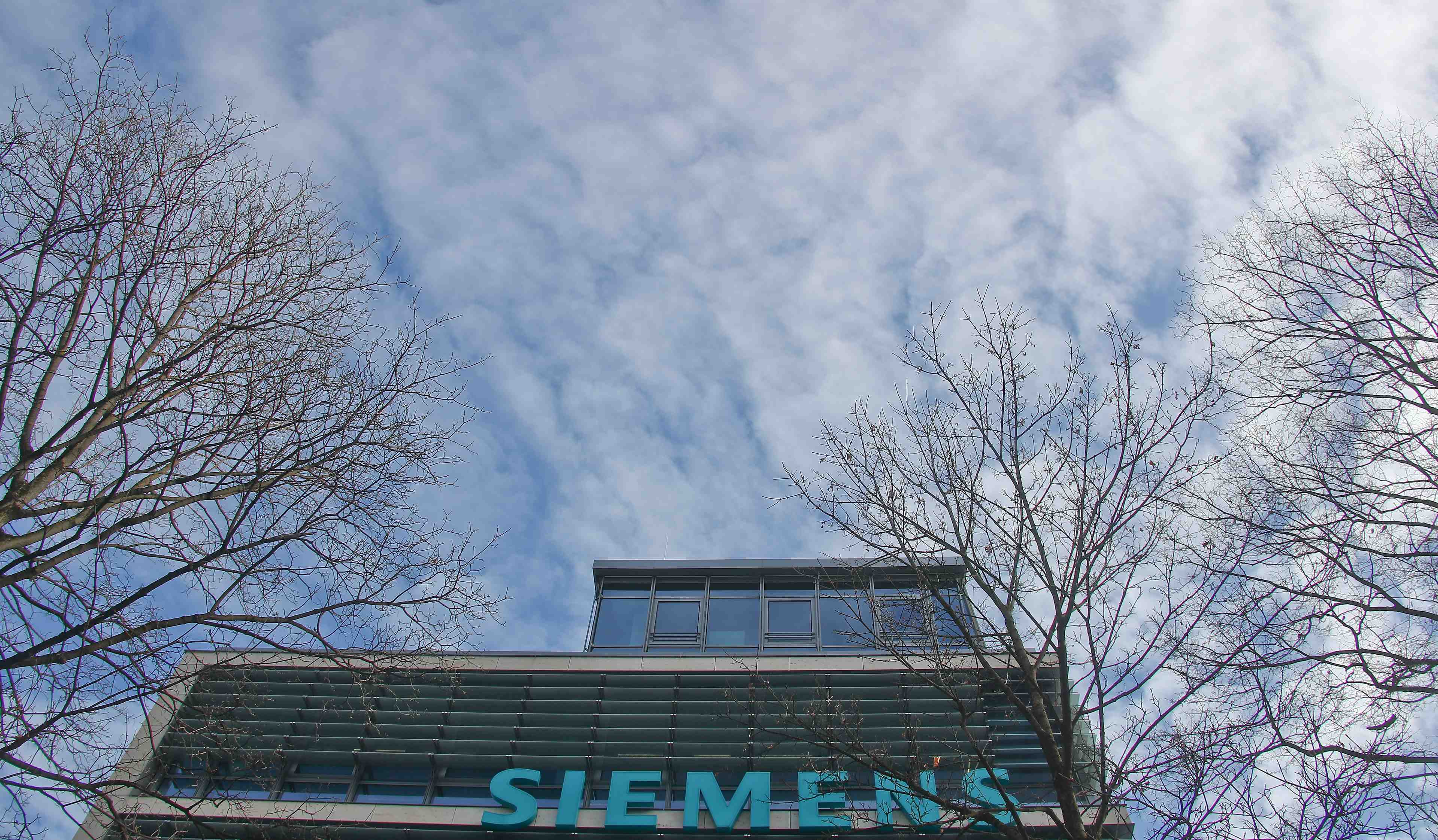 Siemens revoit a la hausse ses previsions apres la reprise en chine au premier trimestre