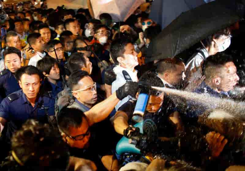 Le calme revient à Hong Kong après une nouvelle nuit agitée