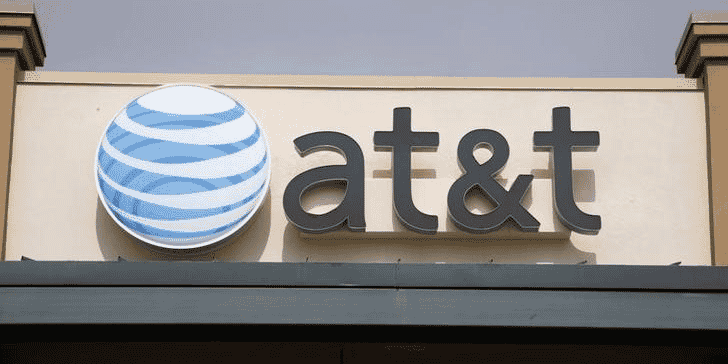 Le proces antitrust d'at&t-time warner fixe en mars 2018