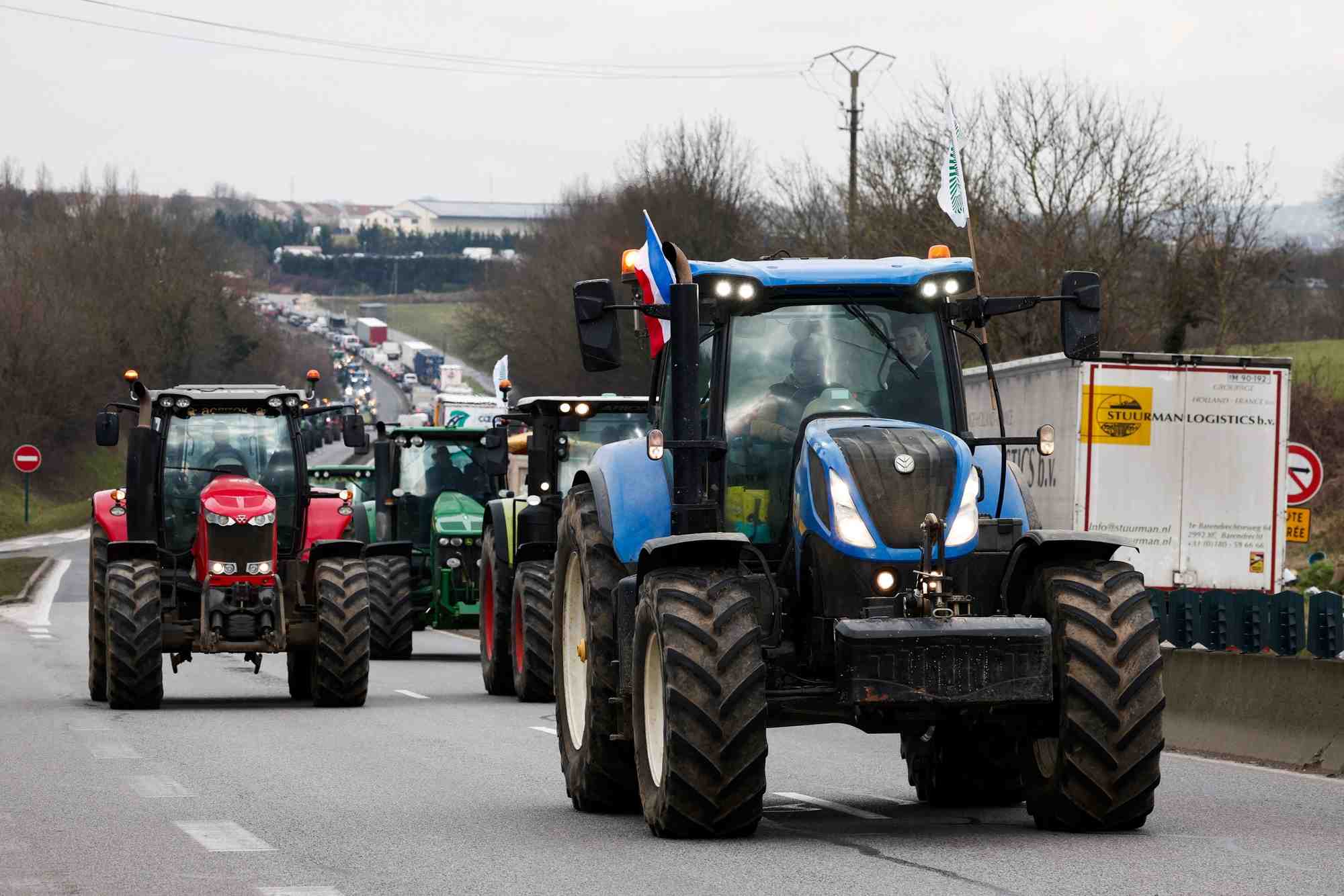 « On n'a pas beaucoup parlé de l'agriculture lors du débat de hier », regrettait le président de l'Association des chambres d'agriculture, Sébastien Windsor, lors d'une conférence de presse le 26 juin, au lendemain du débat organisé par TF1 entre Gabriel Attal, Jordan Bardella et Manuel Bompard.