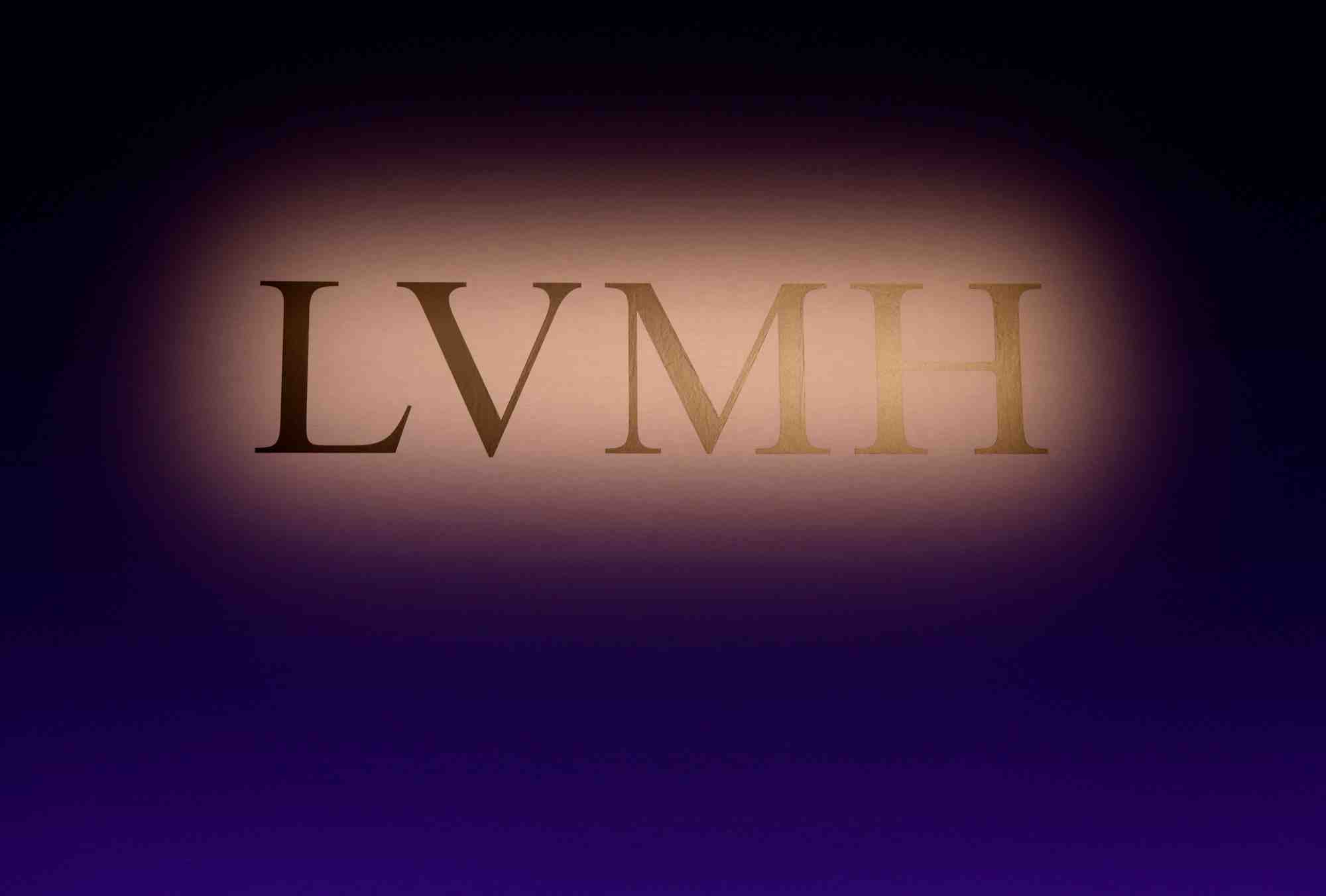 Le logo de lvmh a paris