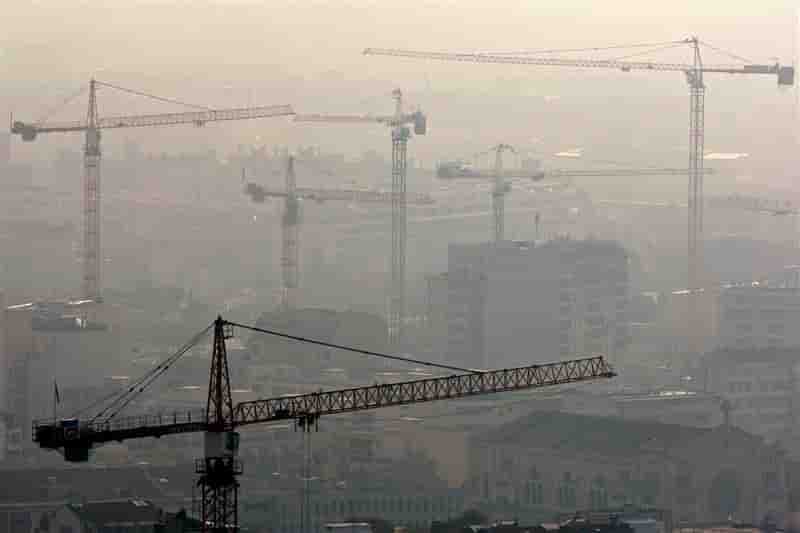 Le recul des mises en chantier de logements ralentit