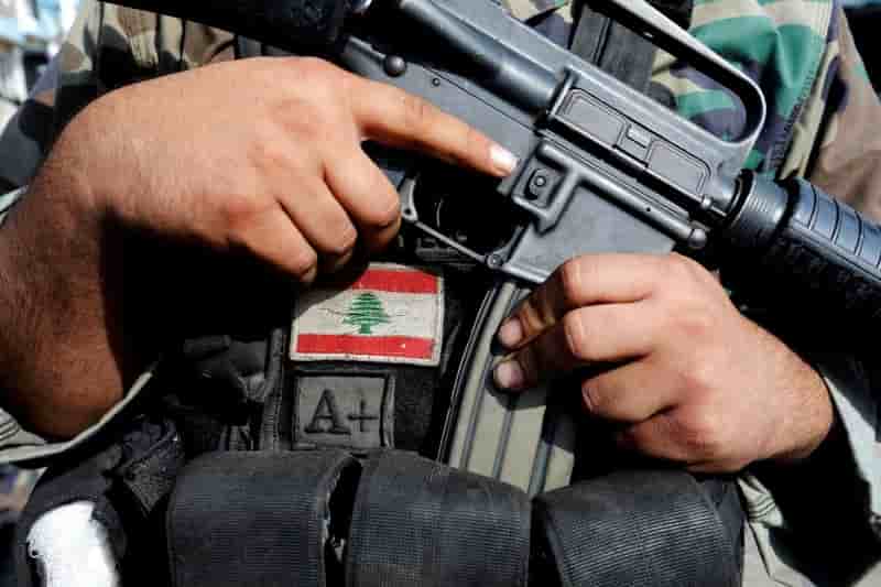 Paris et Ryad signent un accord de livraison d'armes au Liban