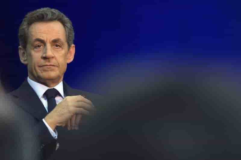 Nicolas sarkozy juge que la priorite est la zone euro, pas la grece