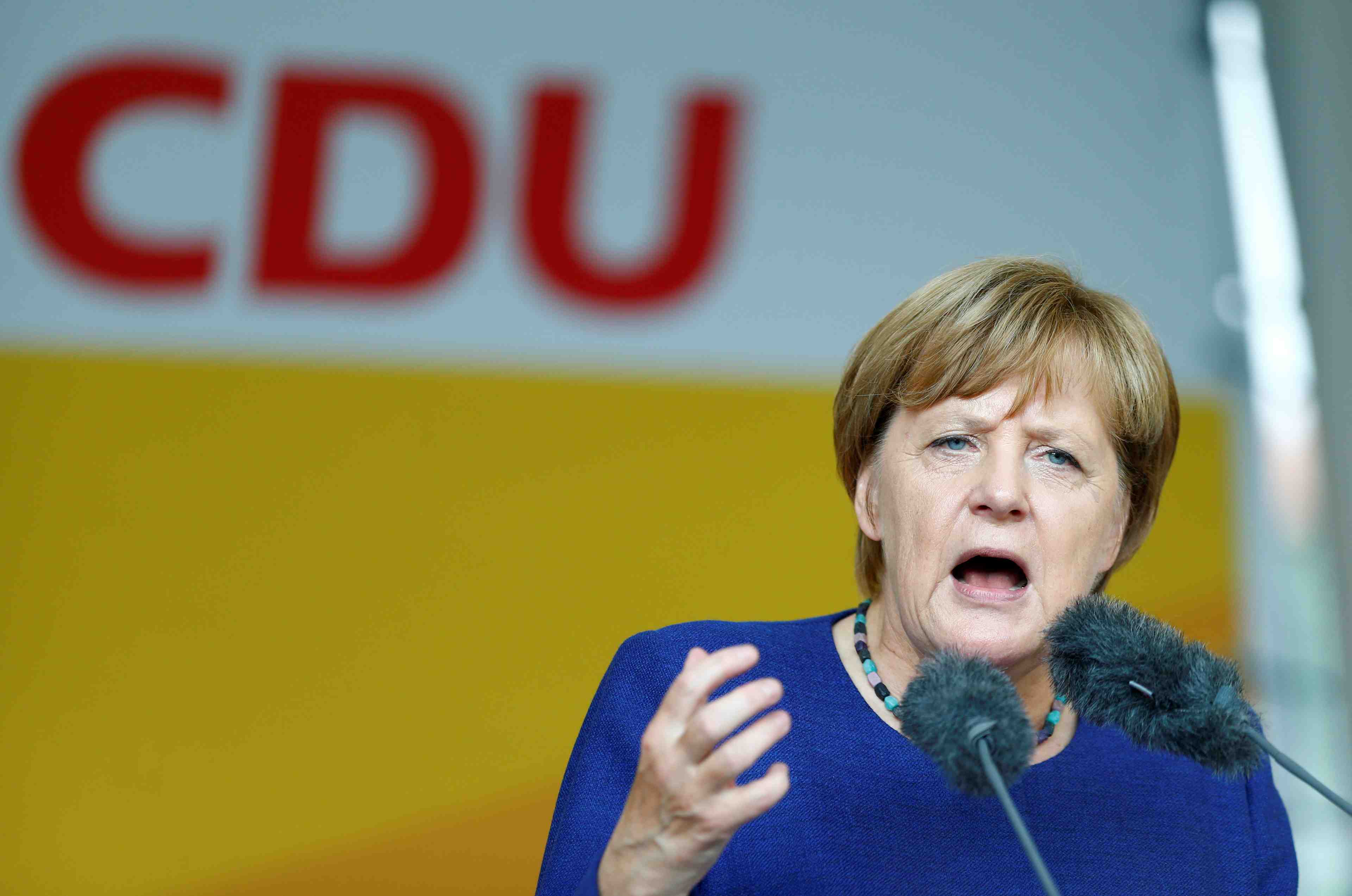 Douze points d'avance pour la cdu-csu de merkel, selon un sondage insa