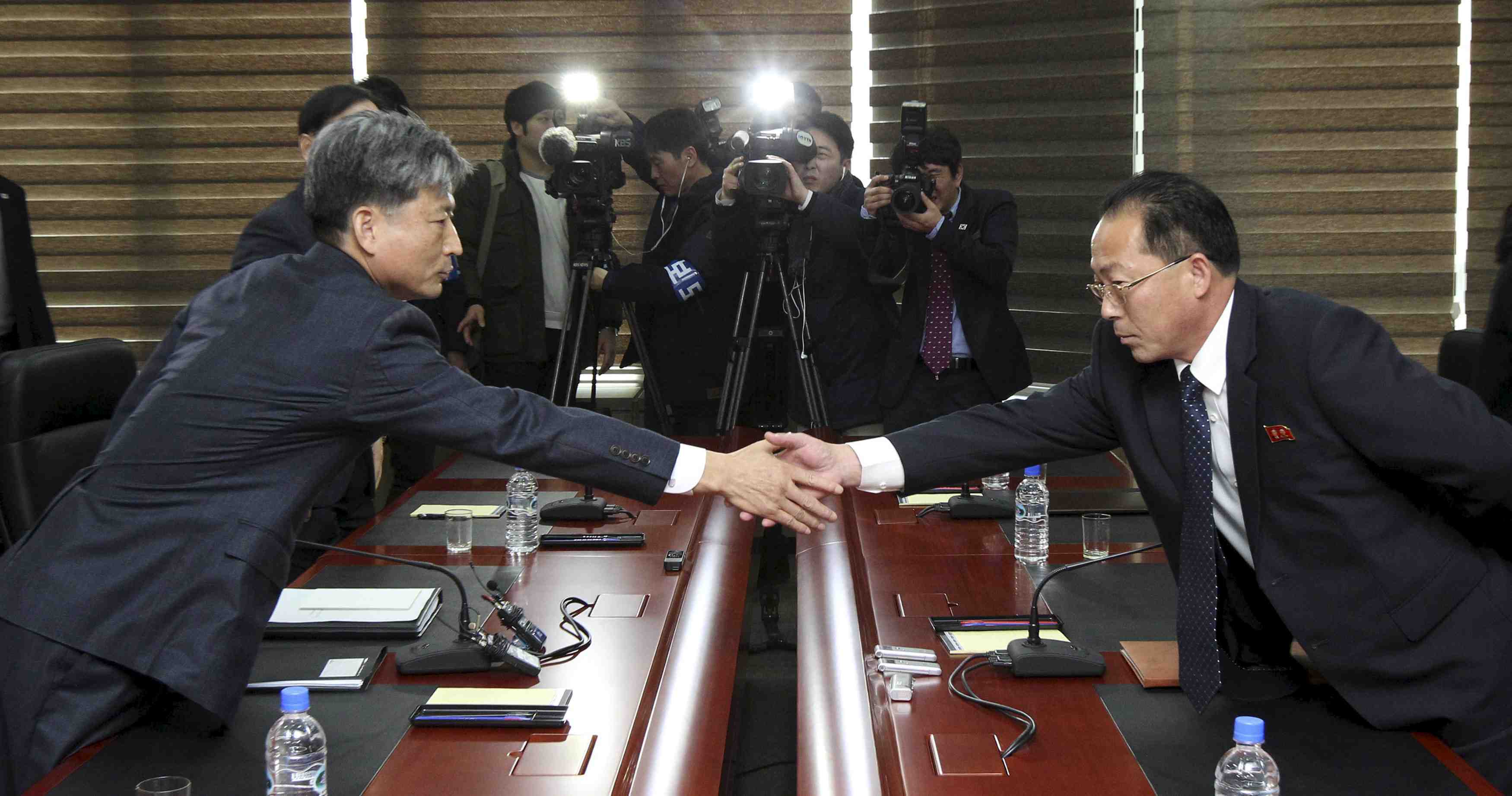 Aucun accord annonce apres des discussions intercoreennes