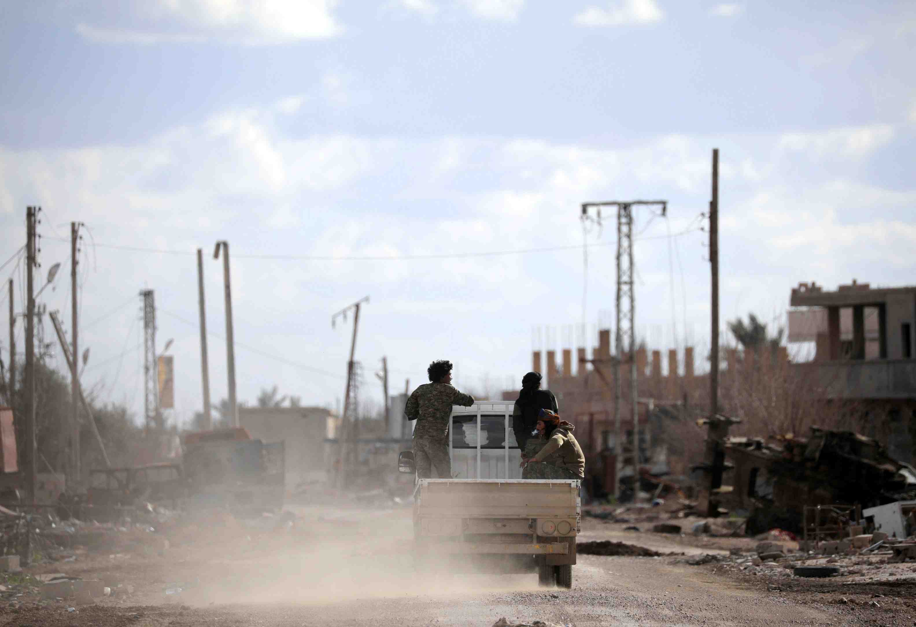Les fds demandent a la coalition de laisser 1.500 hommes en syrie
