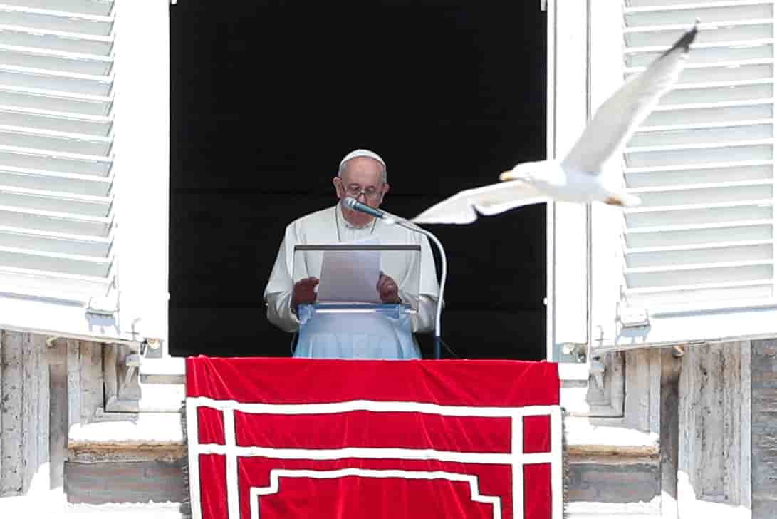 Le pape francois appelle a une treve en ukraine pour la paque orthodoxe