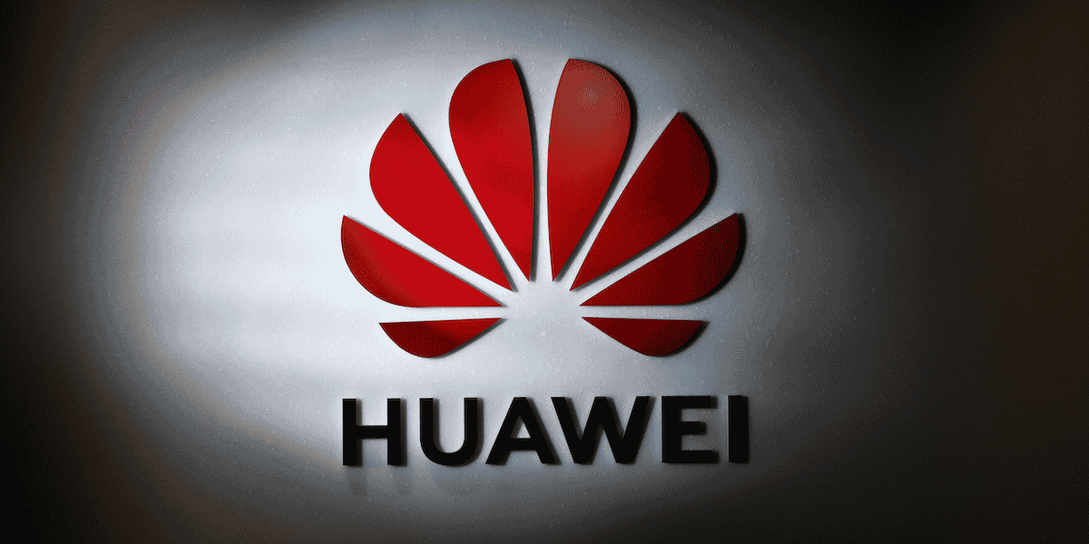 Située à Brumath, près de Strasbourg, l'usine de Huawei, dont le coût est supérieur à 200 millions d'euros, comptera 300 employés pour commencer.
