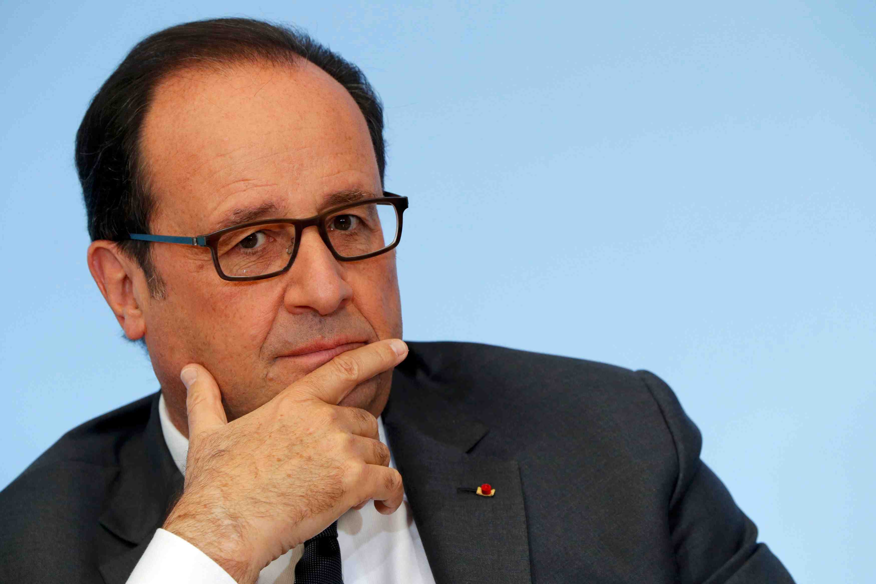 La gauche et les magistrats agaces par les confidences d'hollande