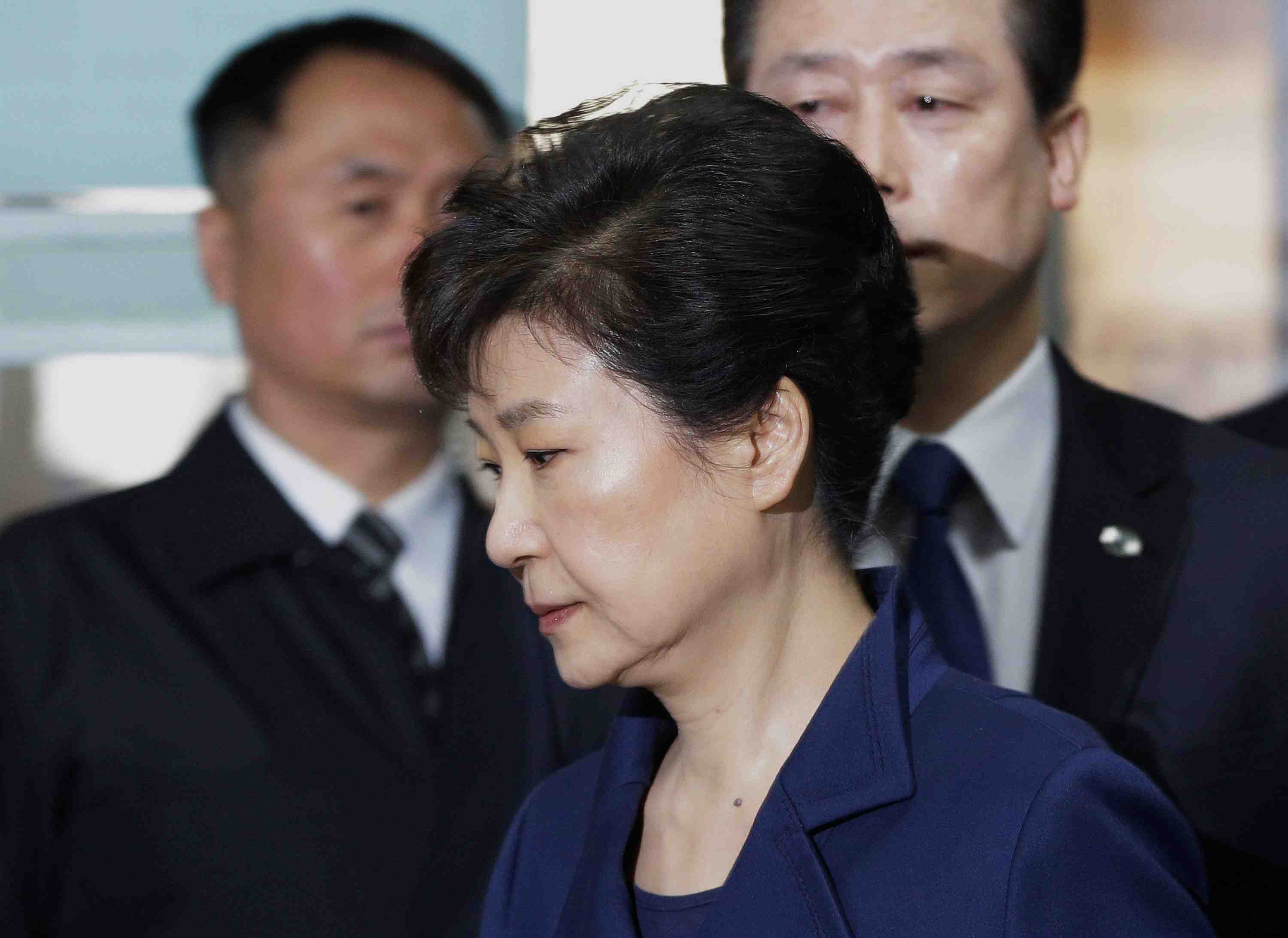 L'ex-presidente park et le pdg du groupe lotte inculpes