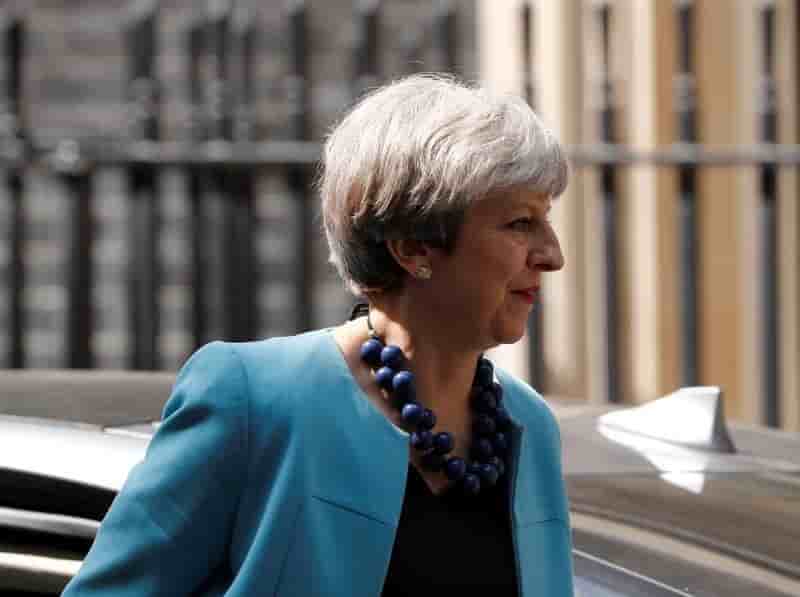 May veut qu'un gouvernement soit forme en ulster avant le 29