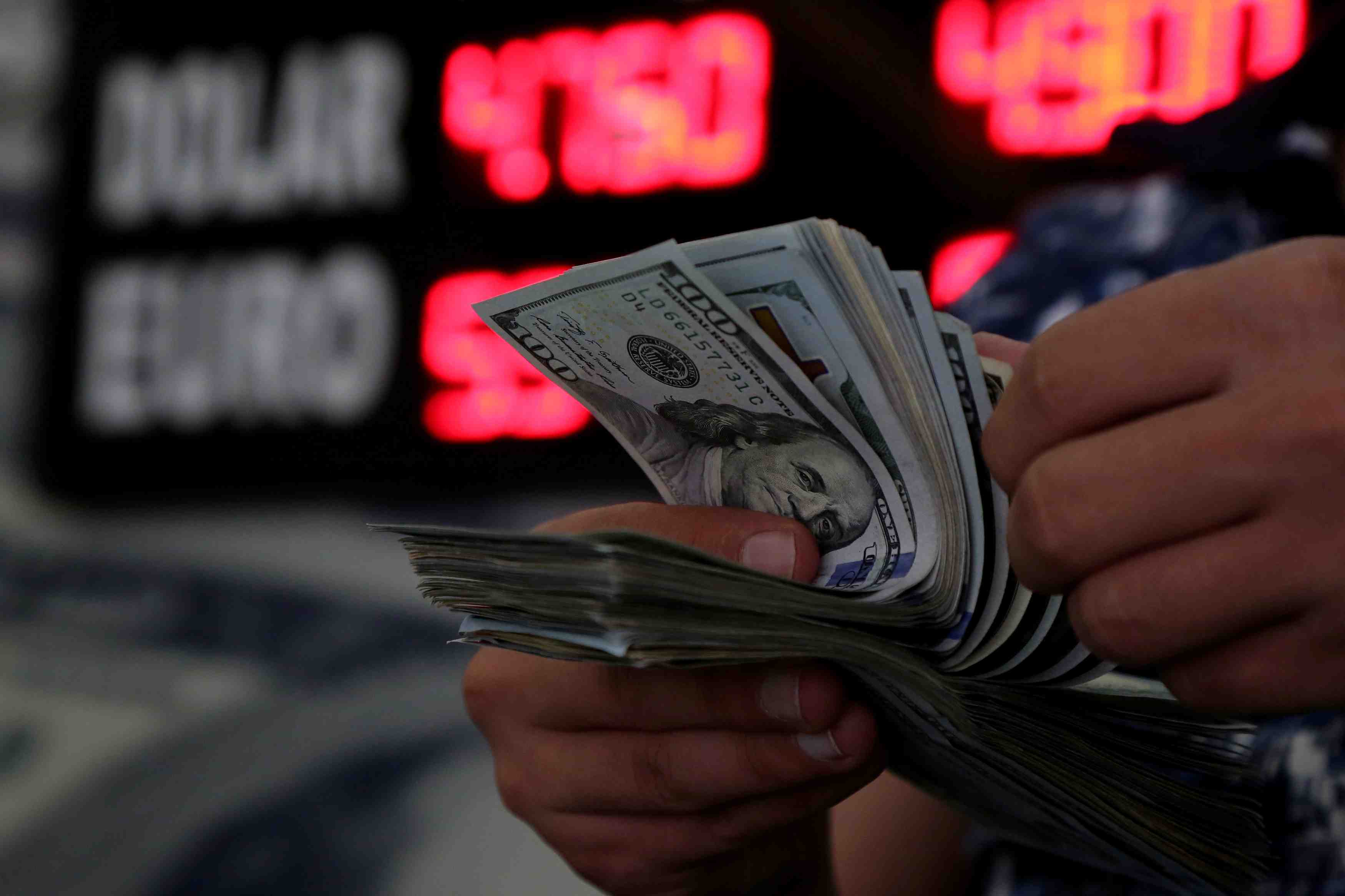 Etats-unis: 1.000 milliards de dollars pour les actionnaires en un an