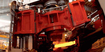 Aubert & Duval se positionne comme un métallurgiste spécialiste des matériaux métalliques les plus exigeants - aciers à hautes performances, superalliages, titane et aluminium - destinés à des applications industrielles de pointe, notamment dans les secteurs de l'aéronautique et du spatial, de l'énergie et de la défense.