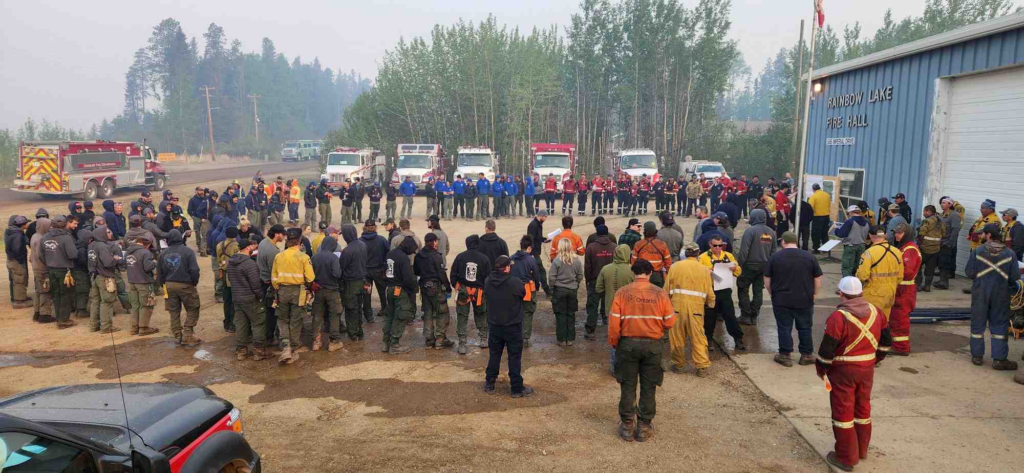 Photo d'archives des pompiers a rainbow lake, au canada