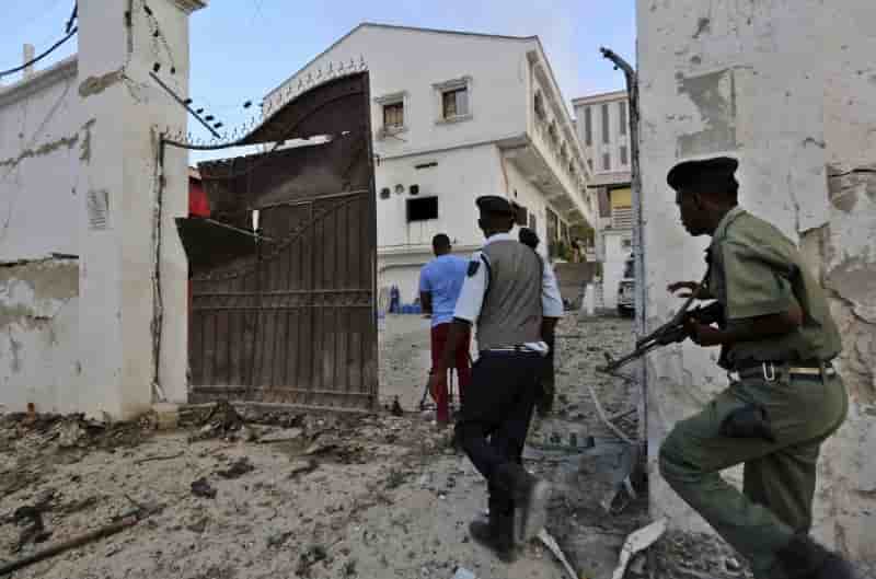 Les chabaab attaquent un hotel a mogadiscio