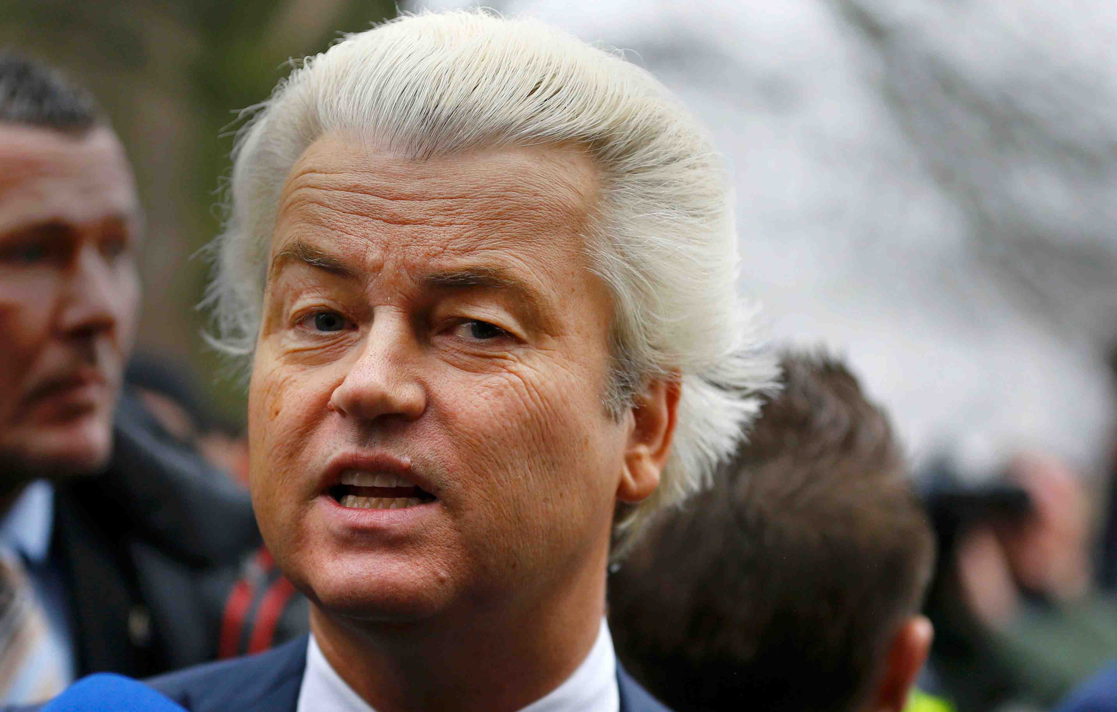 Le candidat anti-islam wilders suspend ses apparitions en public
