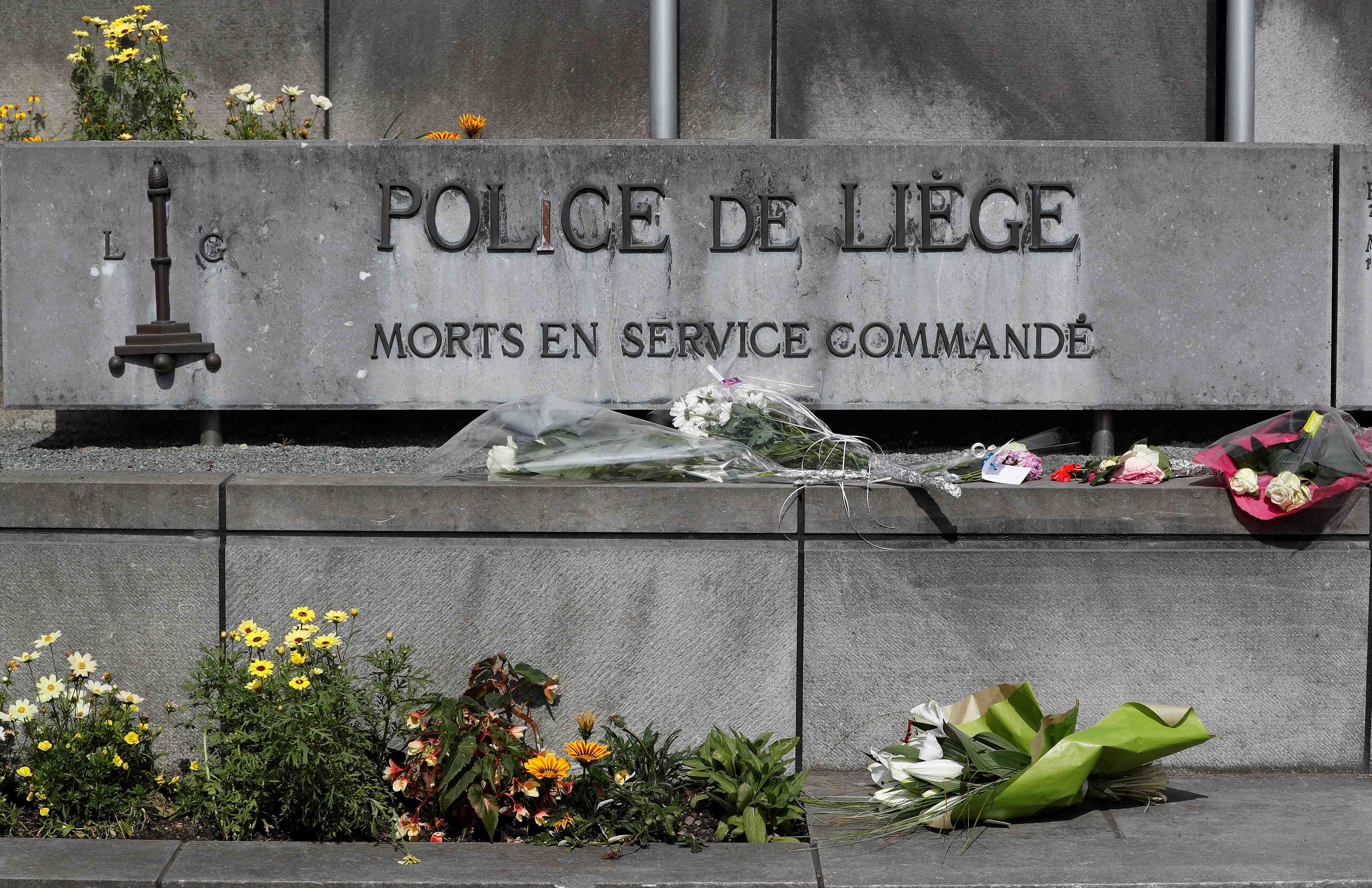 La permission de sortie de prison du tueur pose question