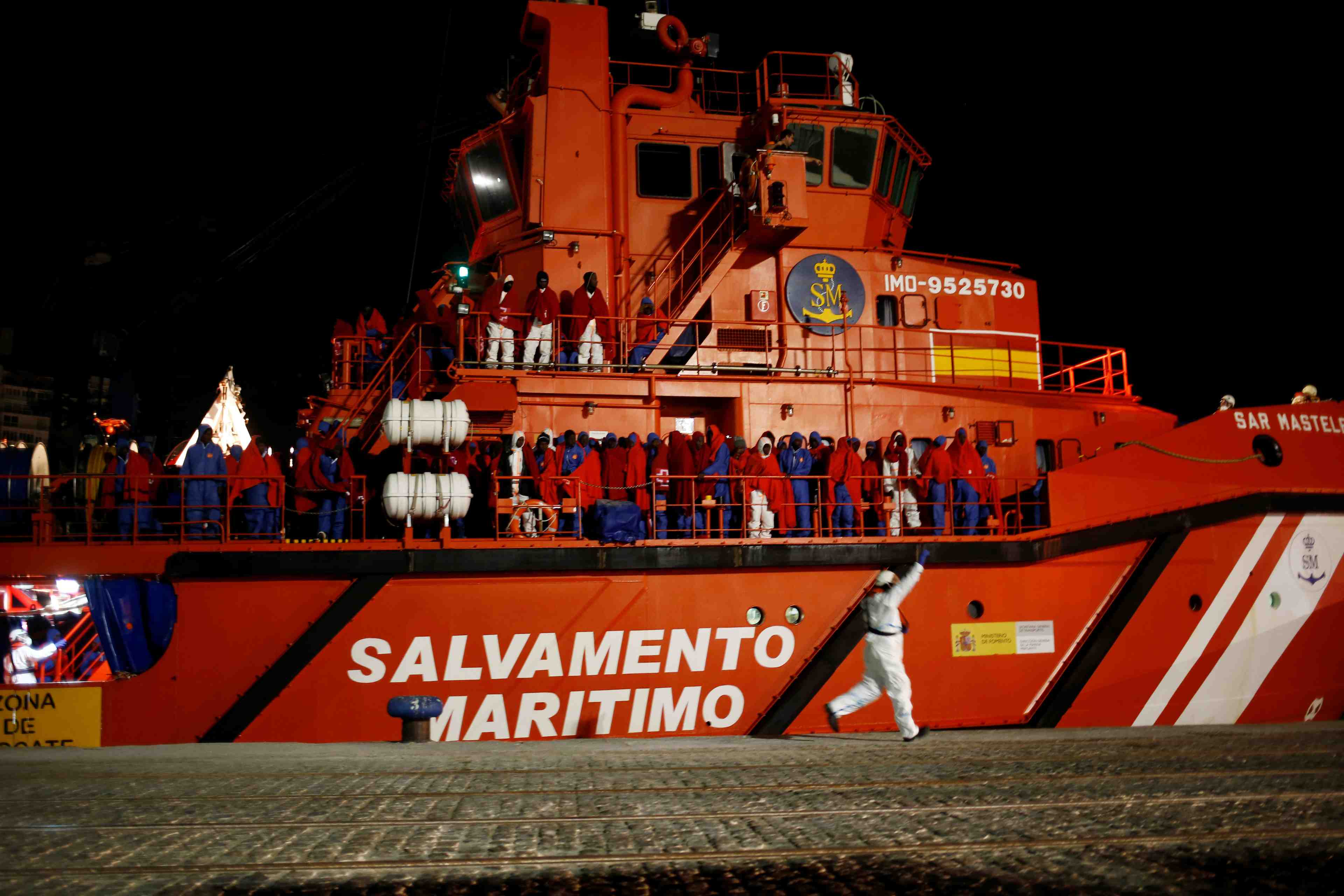 Mediterranee: les ong prudentes apres l'accord de principe sur les migrants