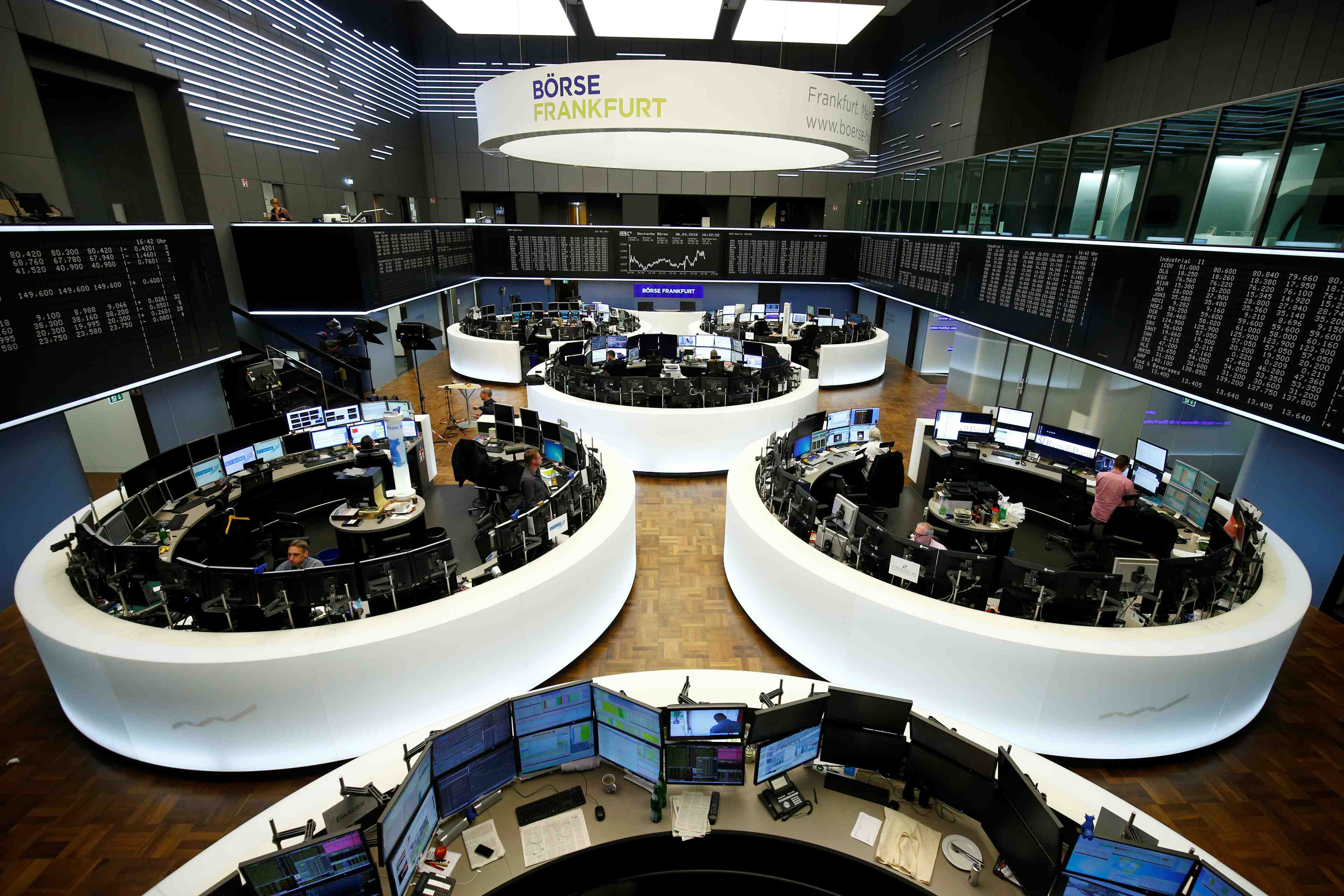 Traders work at frankfurt's stock exchange in frankfurt