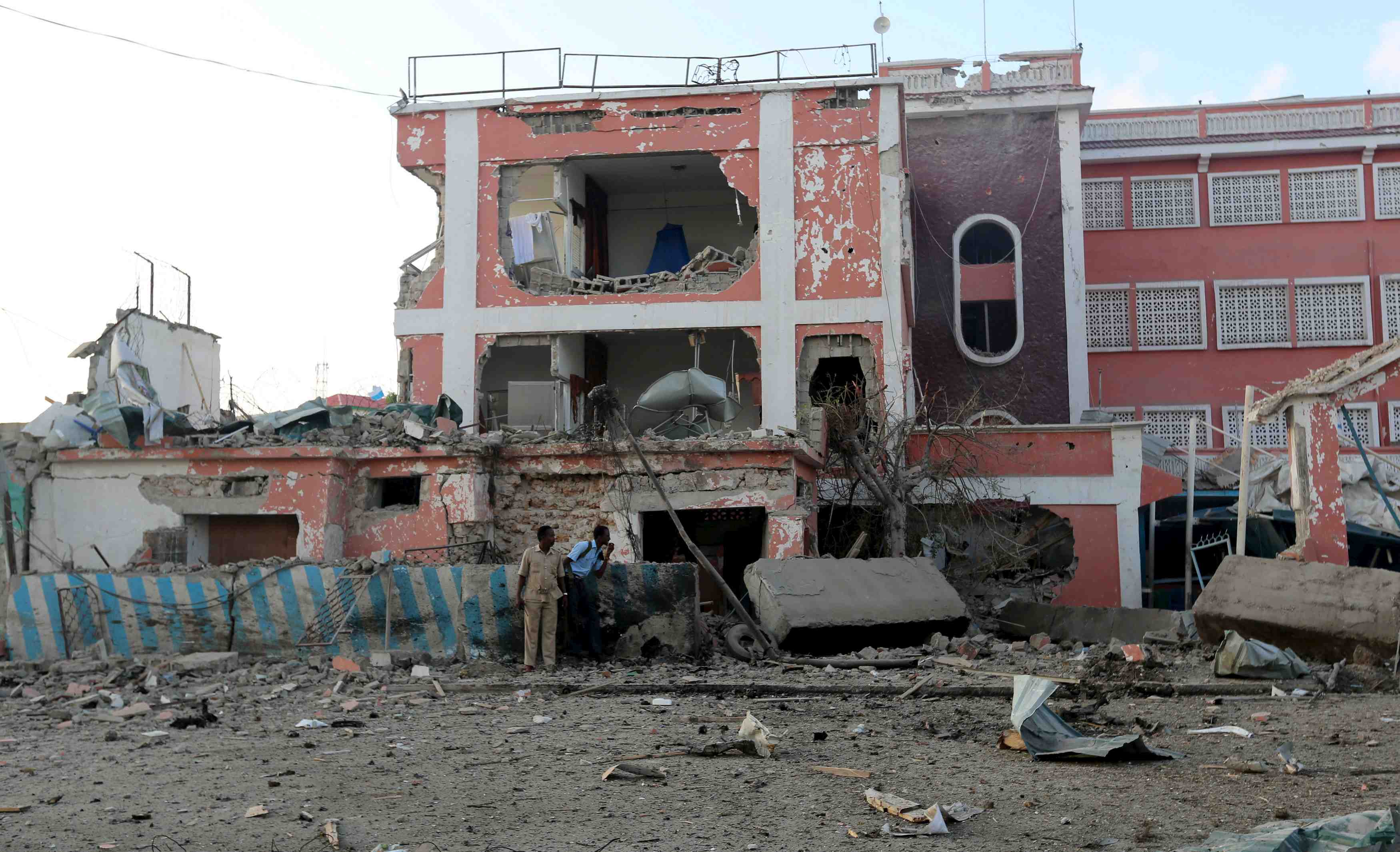 Attaque meurtriere des chabaab dans un hotel en somalie