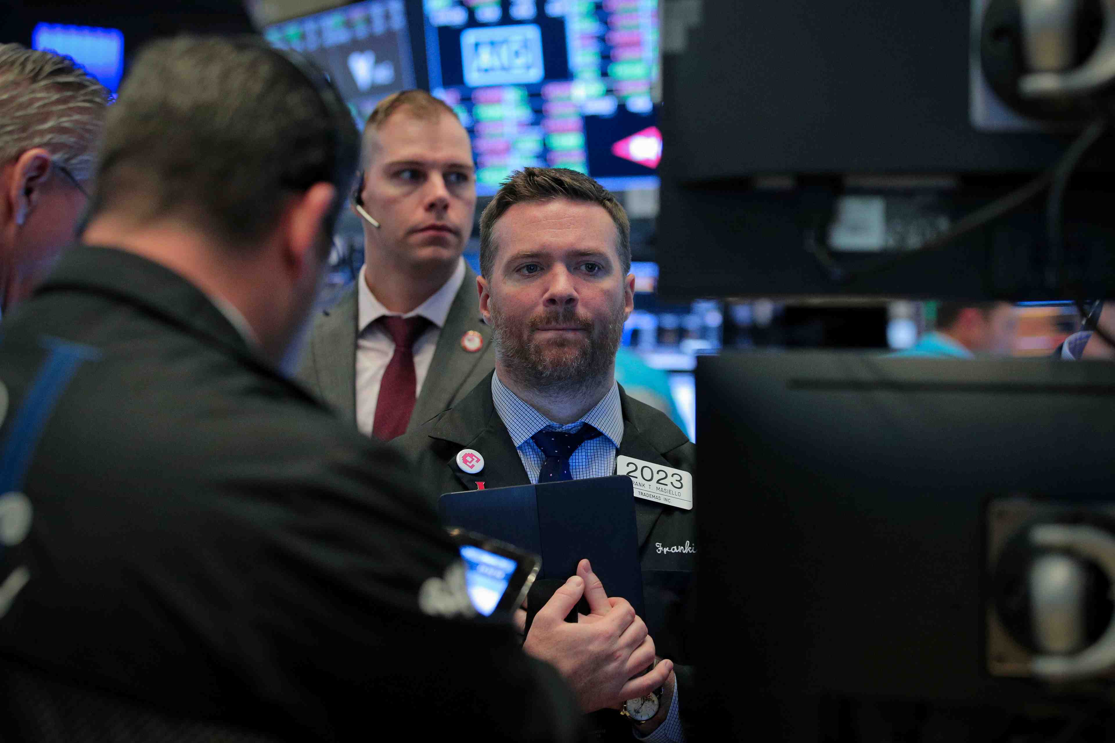 Wall street ouvre prudemment