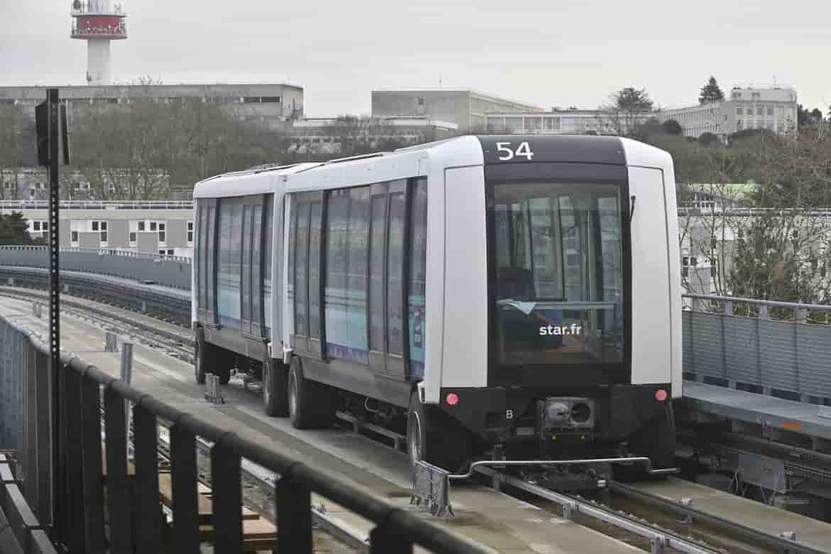 L'évolution des habitudes de déplacements à Rennes est portée par une forte progression des transports en commun (métro, bus, TER) et par la pratique du vélo.
