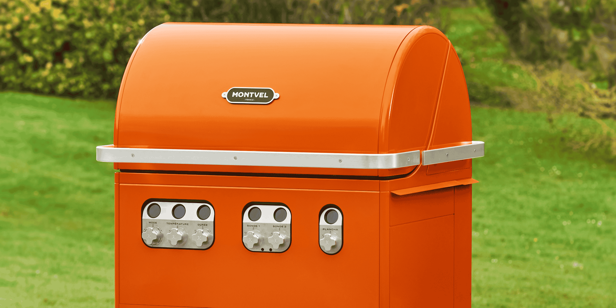 Le barbecue Montvel a, par exemple, été conçu à 100% par Rtone et il est accompagné d'une application mobile réalisée par Openium afin de disposer de recettes et de paramétrer la cuisson.