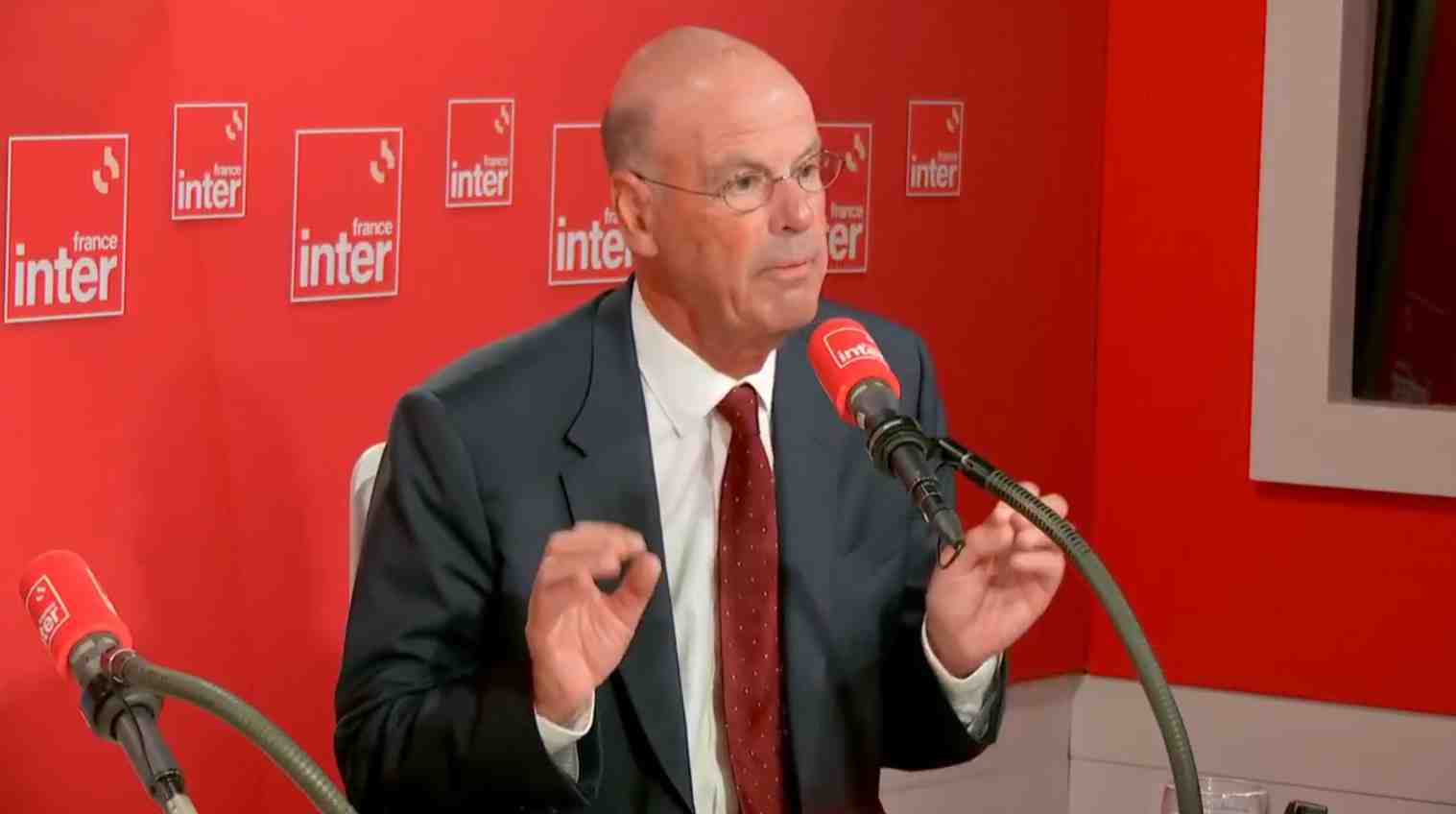 Le ministre de l’Économie, Éric Lombard, a lancé un cri d’alarme au sujet de la dette publique sur l’antenne de France Inter.