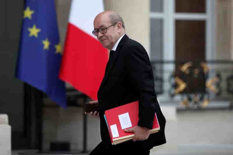 Le drian passe la main au conseil regional de bretagne