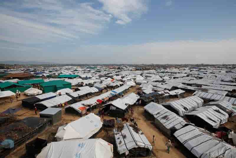 Birmanie: des "civils innocents" rohingyas dans une fosse commune, selon des insurges
