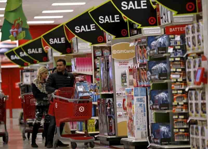 Les depenses de consommation stagnent aux etats-unis et l'epargne augmente