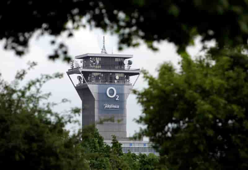 Bruxelles bloque l'offre d'hutchison sur o2