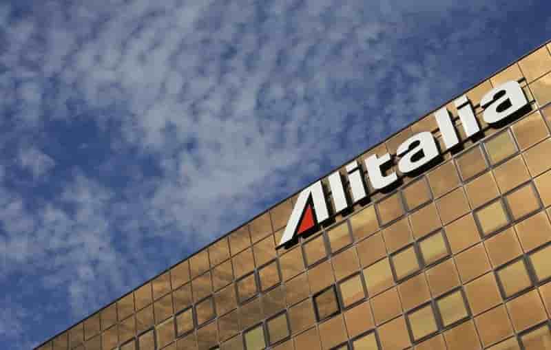 Air france-klm dement avoir depose une offre pour le rachat d'alitalia