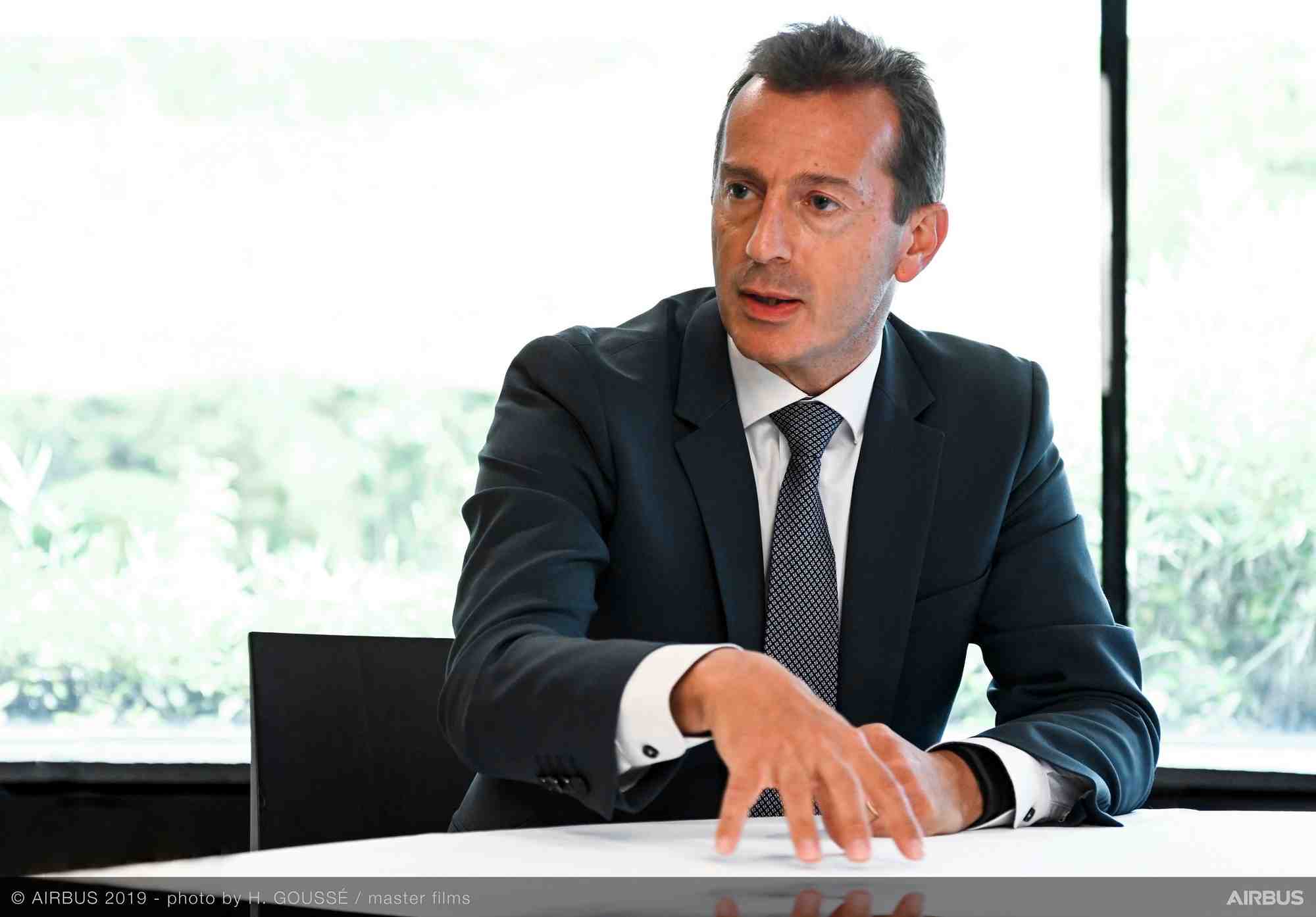 Guillaume Faury : "Nous estimons que nous cesserons de brûler du cash au deuxième semestre de cette année. Nous n'avons donc pas besoin de l'aide des Etats en termes d'injection de liquidités. Nous faisons les choses par nous-mêmes. Nous avons été soutenus par les investisseurs et nous continuons à l'être."