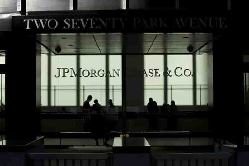 Le périmètre des enquêtes sur JPMorgan élargi aux embauches
