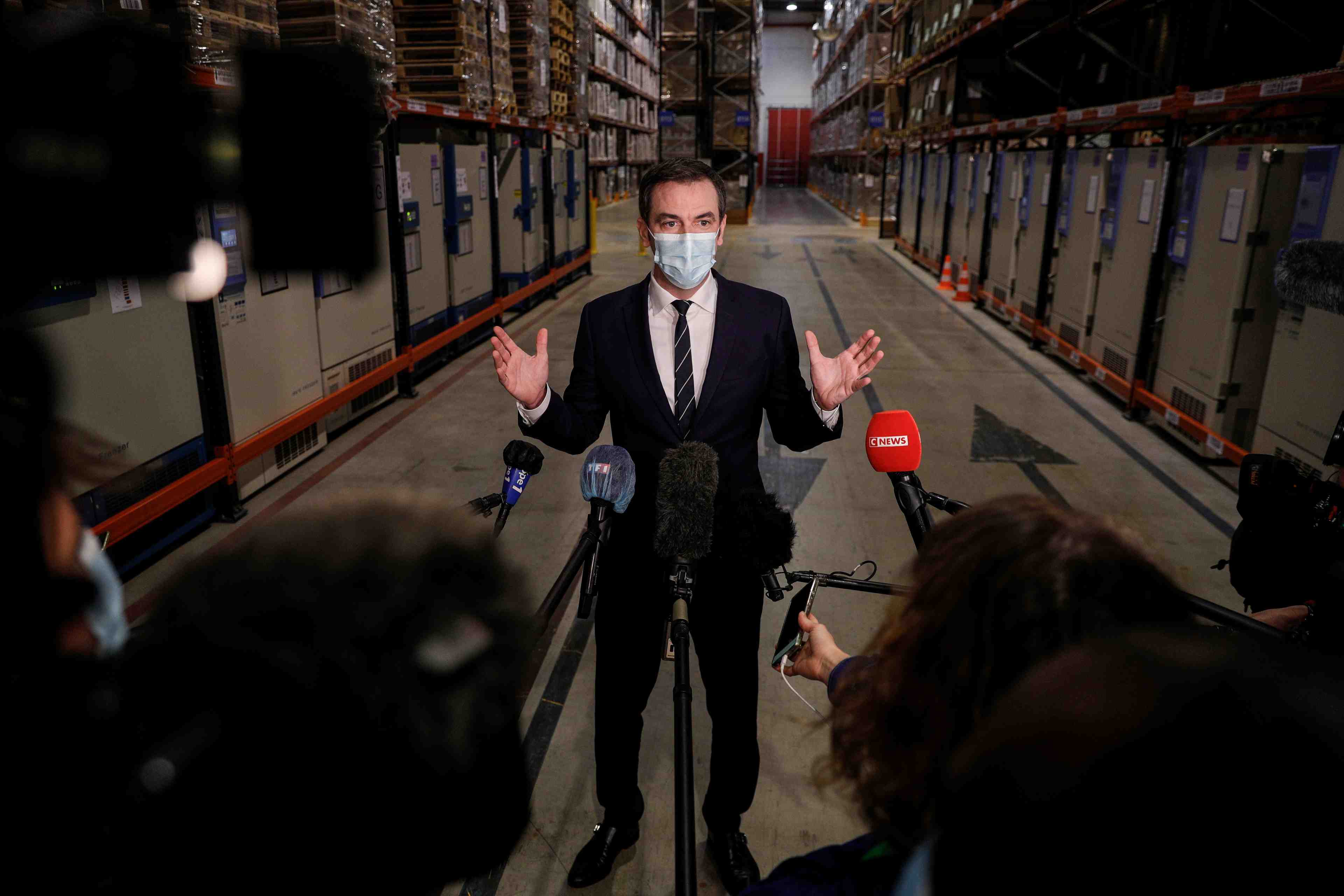 Pas de durcissement immediat des mesures anti-coronavirus, dit veran